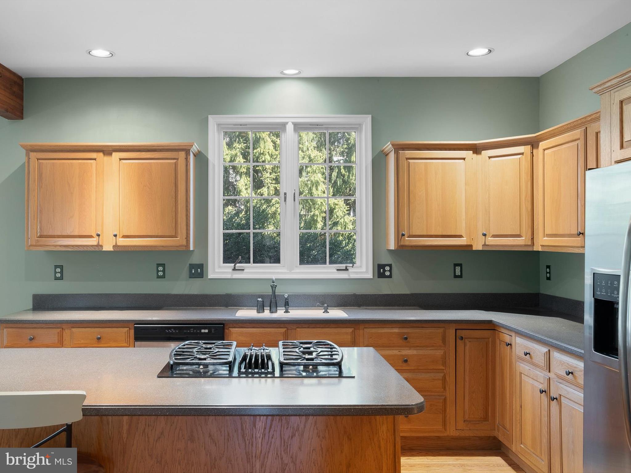 THE MOORS AT RADLEYR - Residential