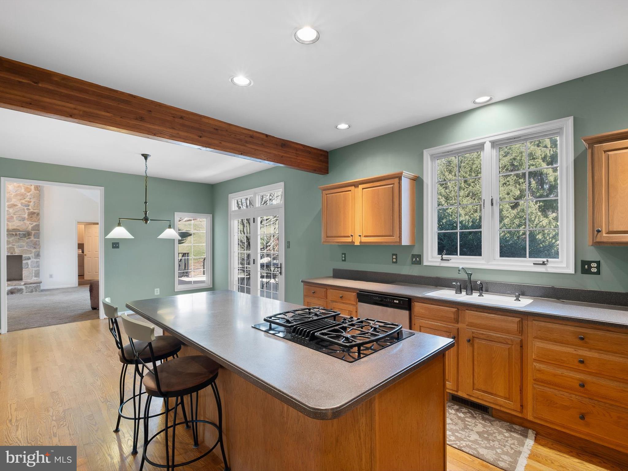 THE MOORS AT RADLEYR - Residential