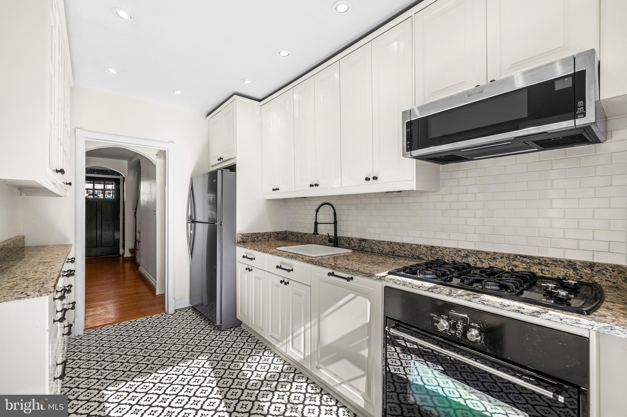 RODGERS FORGE - Residential Lease