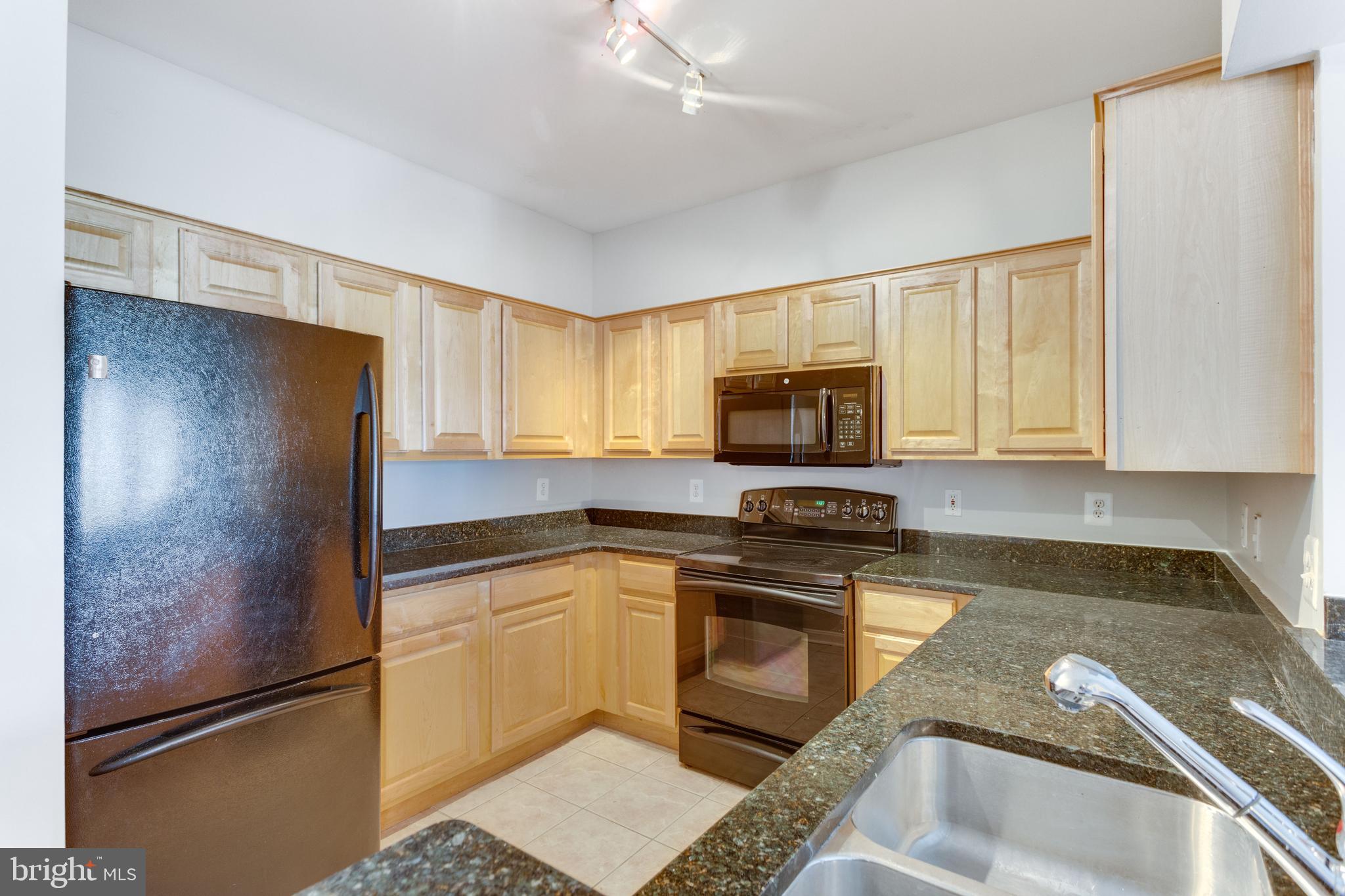 ALEXANDRIA - Residential Lease