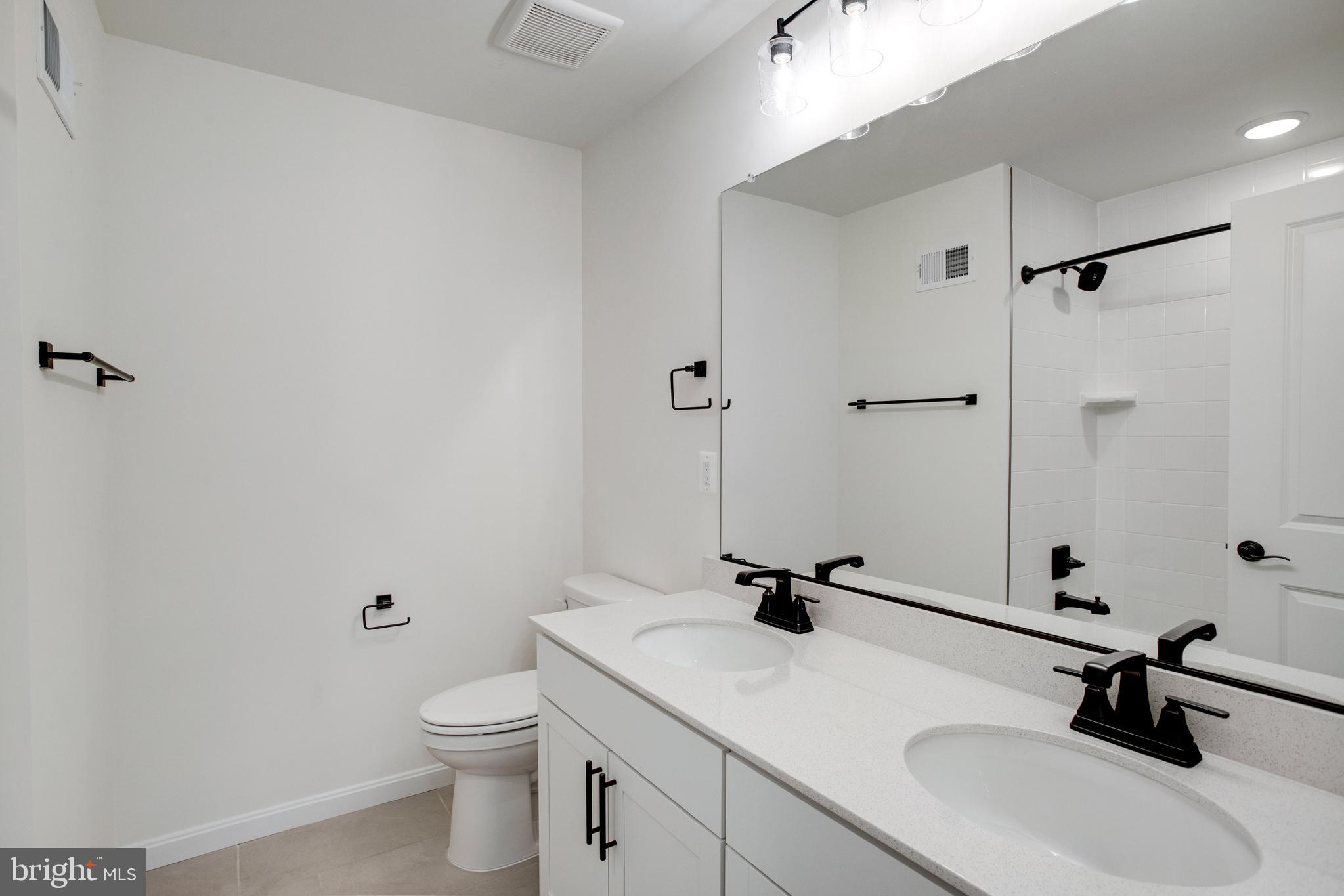 WILDERNESS SHORES - Residential