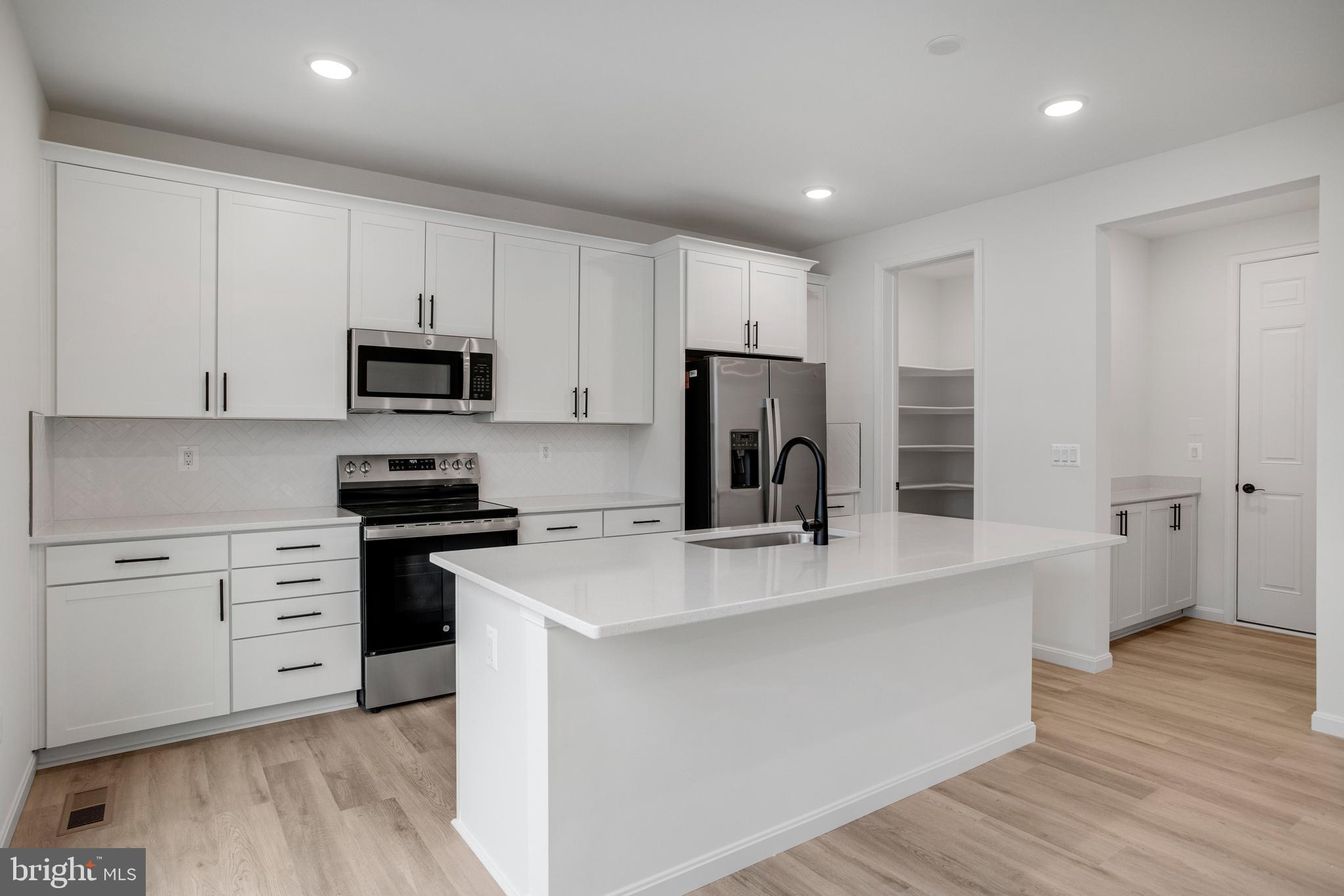 WILDERNESS SHORES - Residential