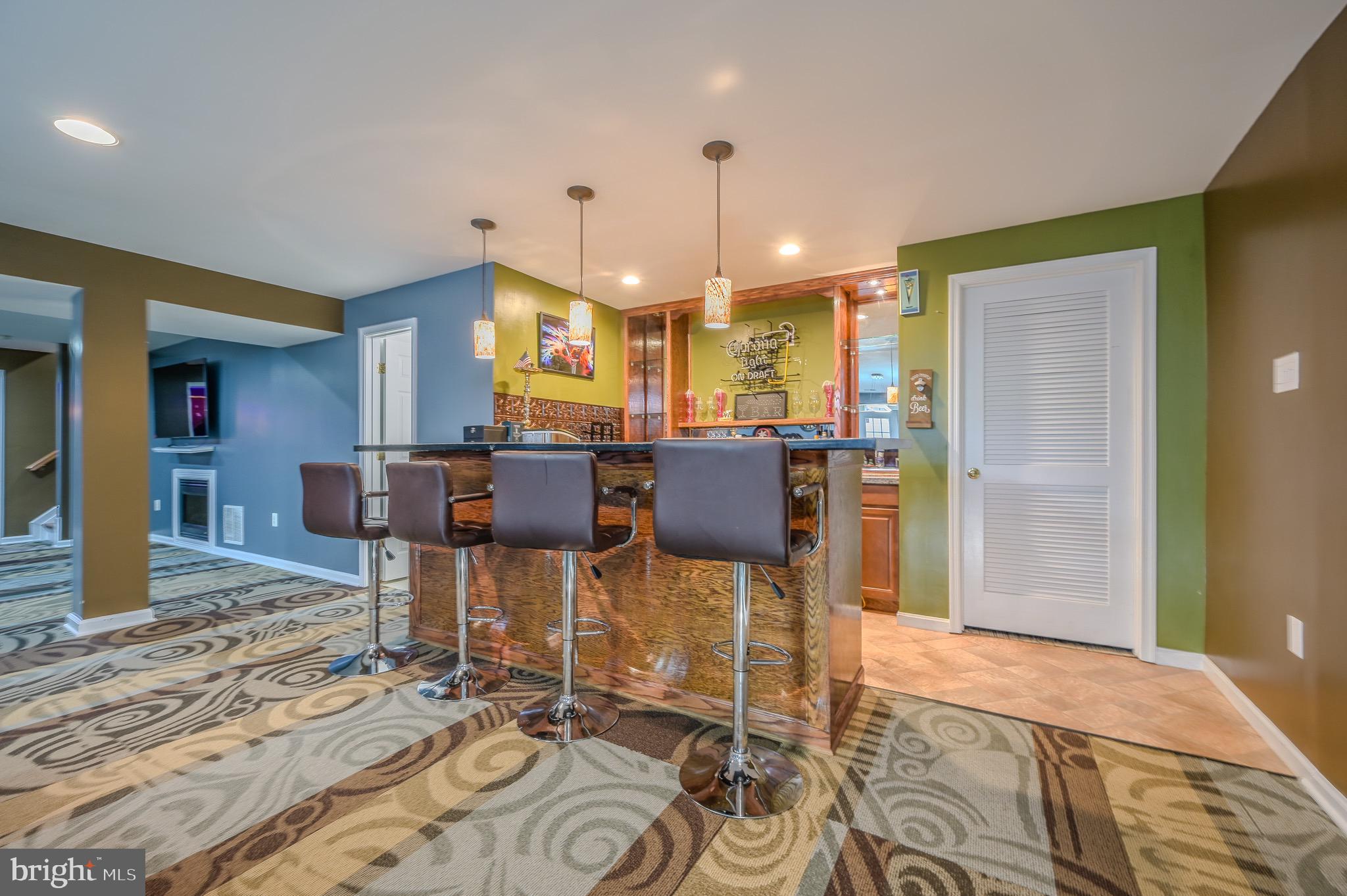 BROAD RUN OAKS - Residential Lease