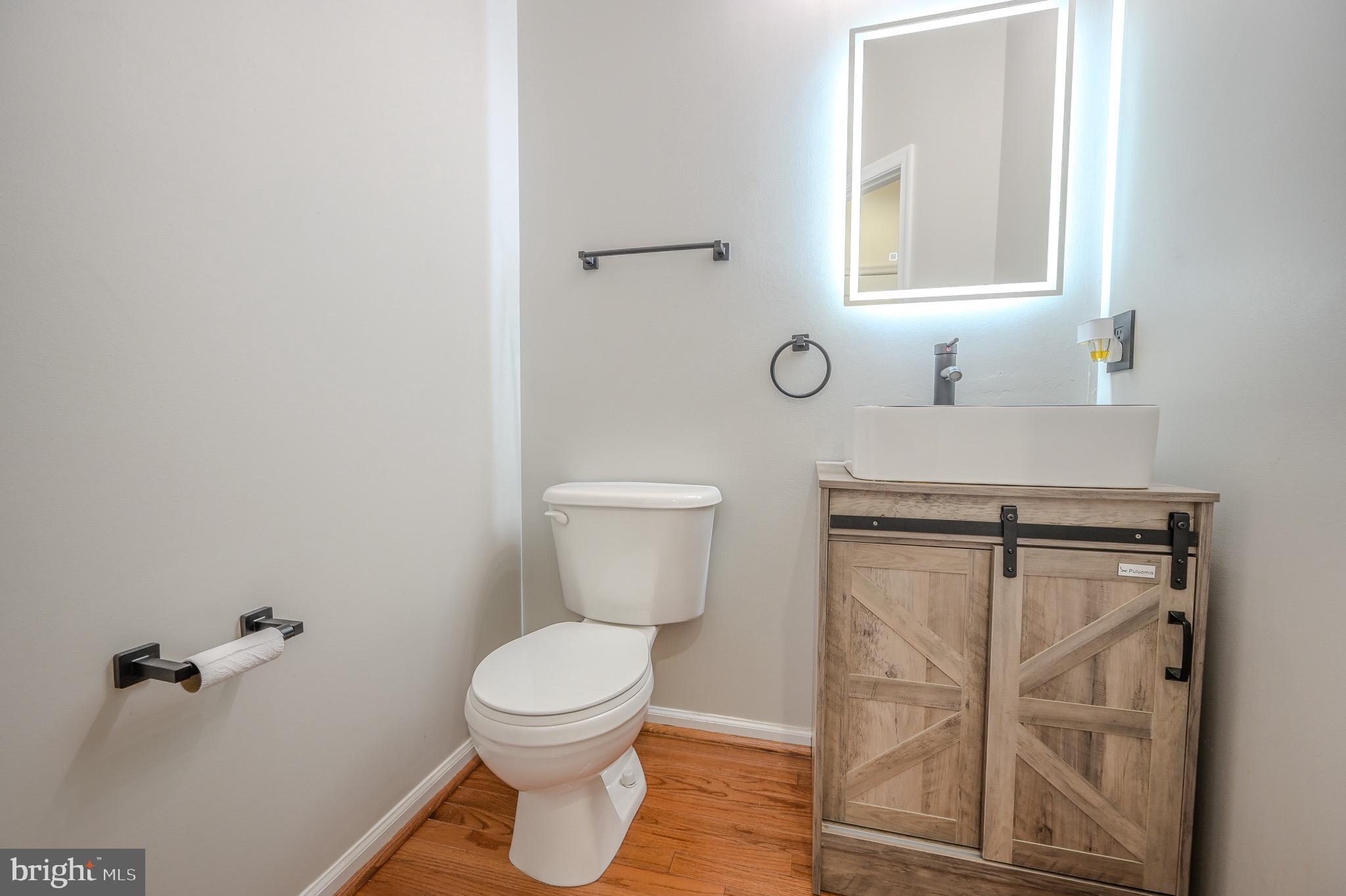 BROAD RUN OAKS - Residential Lease