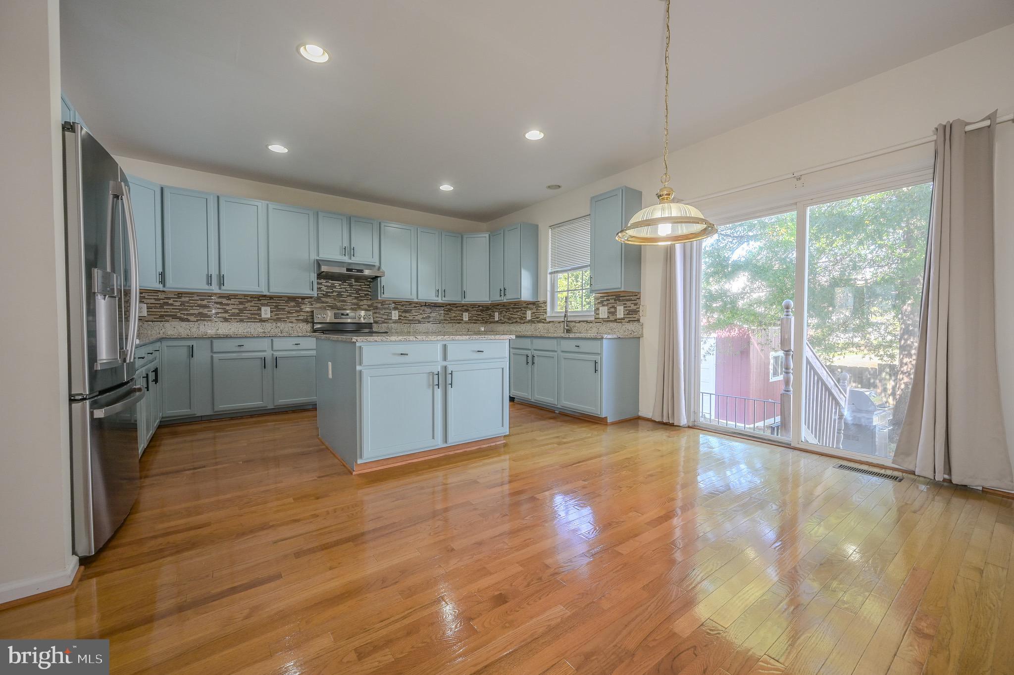 BROAD RUN OAKS - Residential Lease