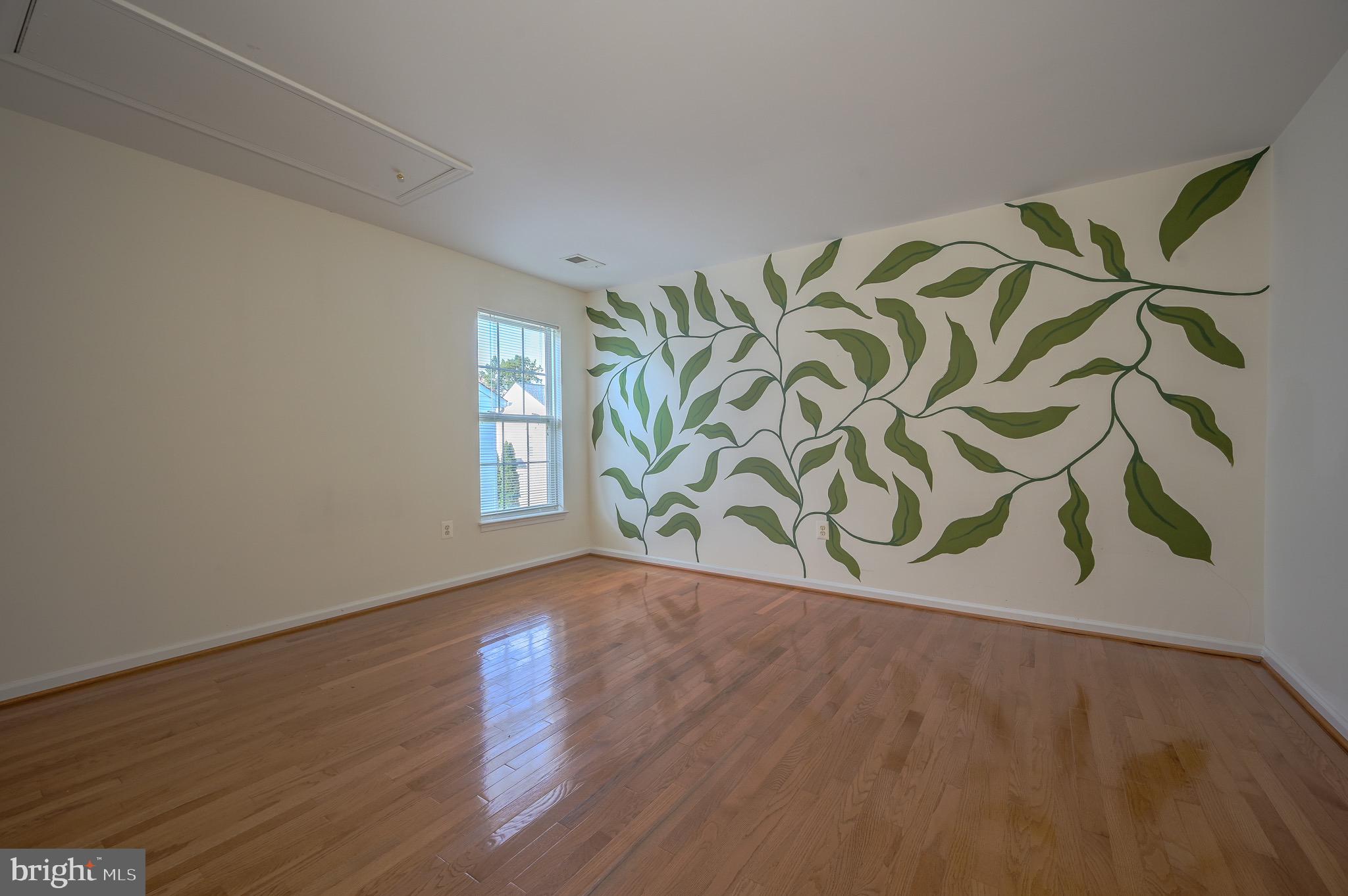 BROAD RUN OAKS - Residential Lease