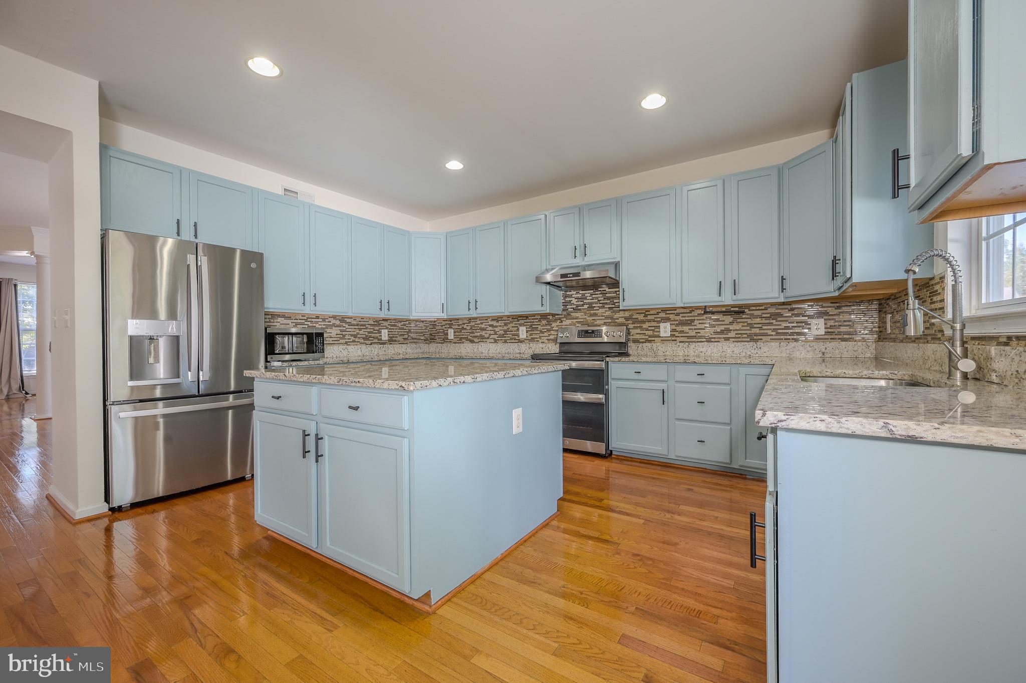 BROAD RUN OAKS - Residential Lease