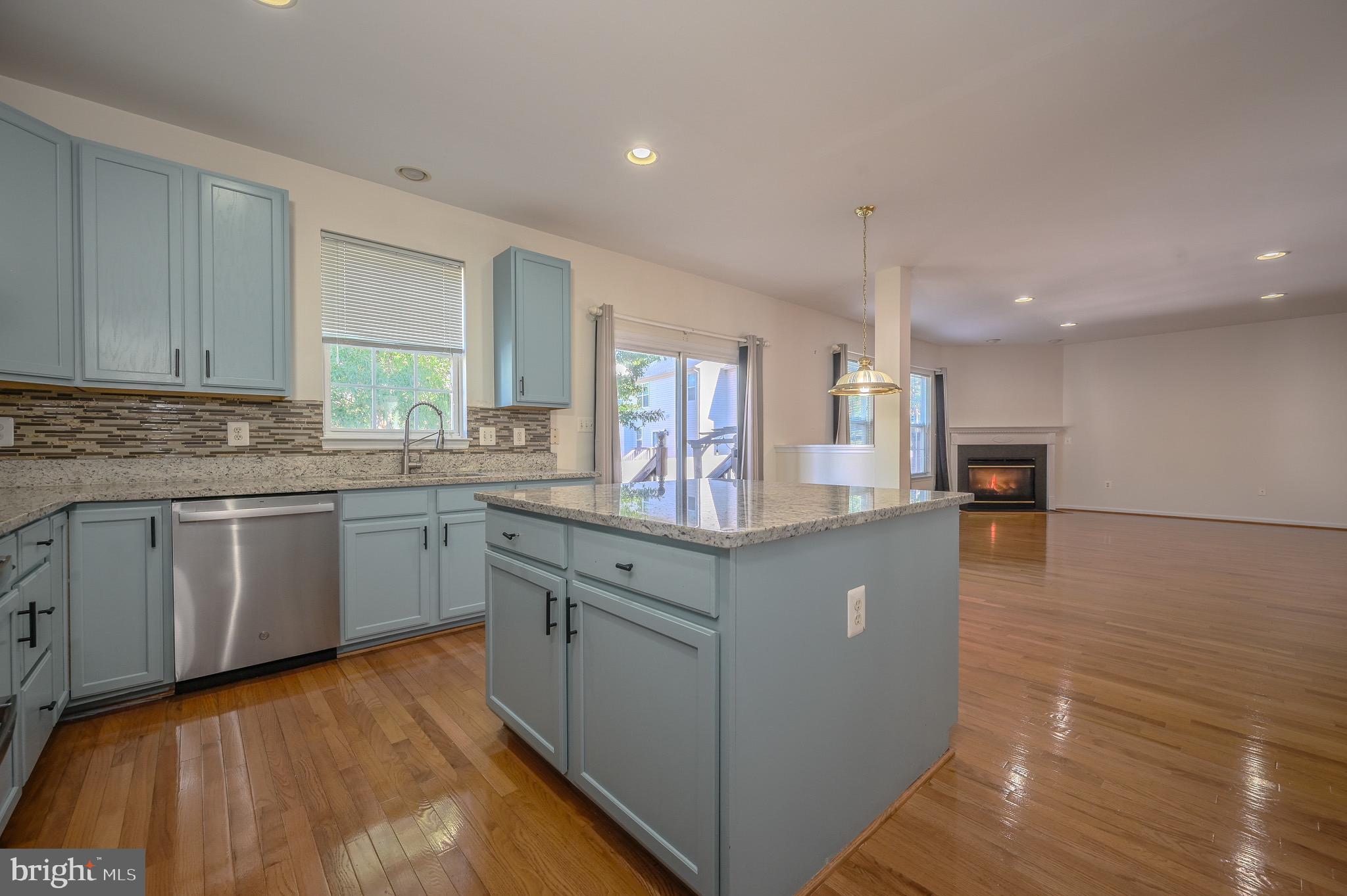 BROAD RUN OAKS - Residential Lease