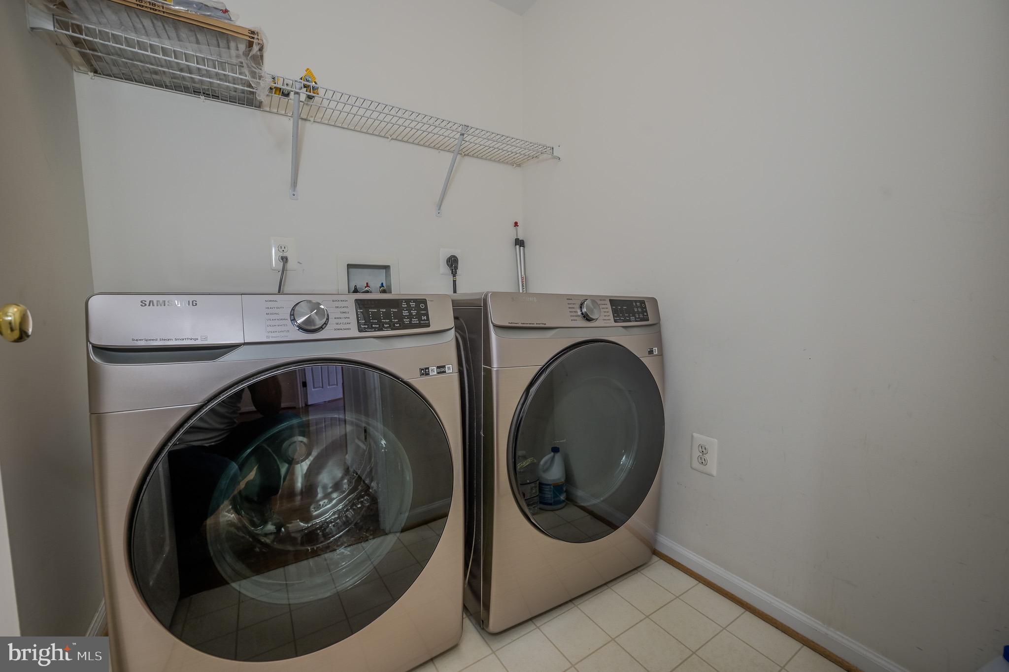 BROAD RUN OAKS - Residential Lease