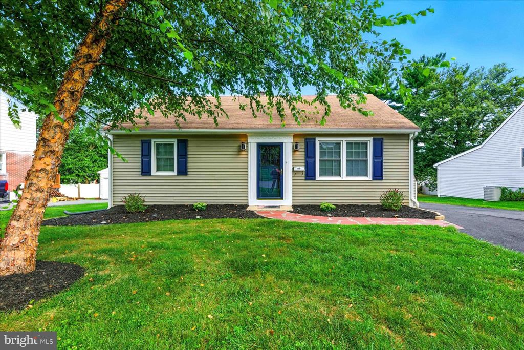 Photo of 1959 Hemlock Road, LANCASTER, PA 17603 (MLS # PALA2075790)