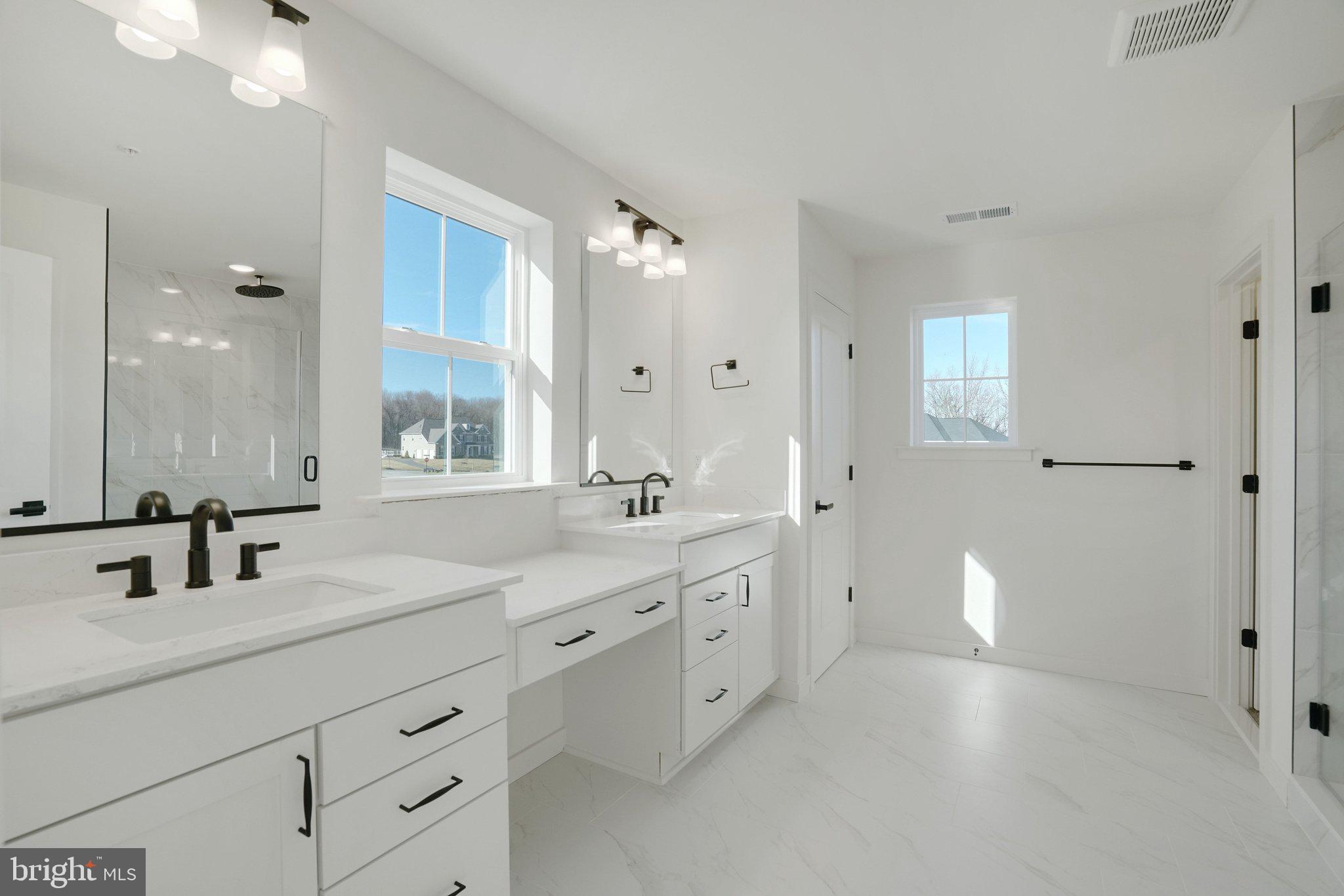 ST JAMES - Residential