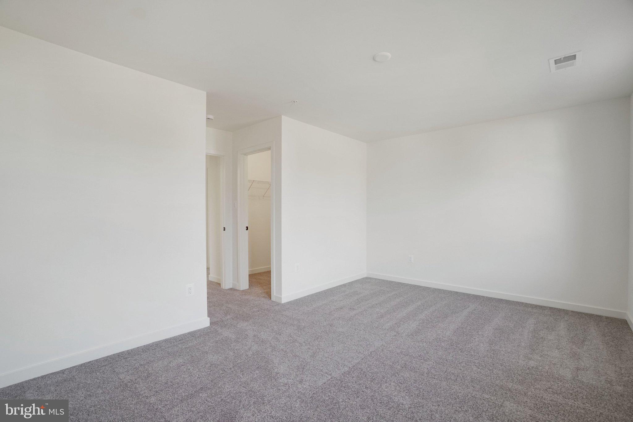 ST JAMES - Residential