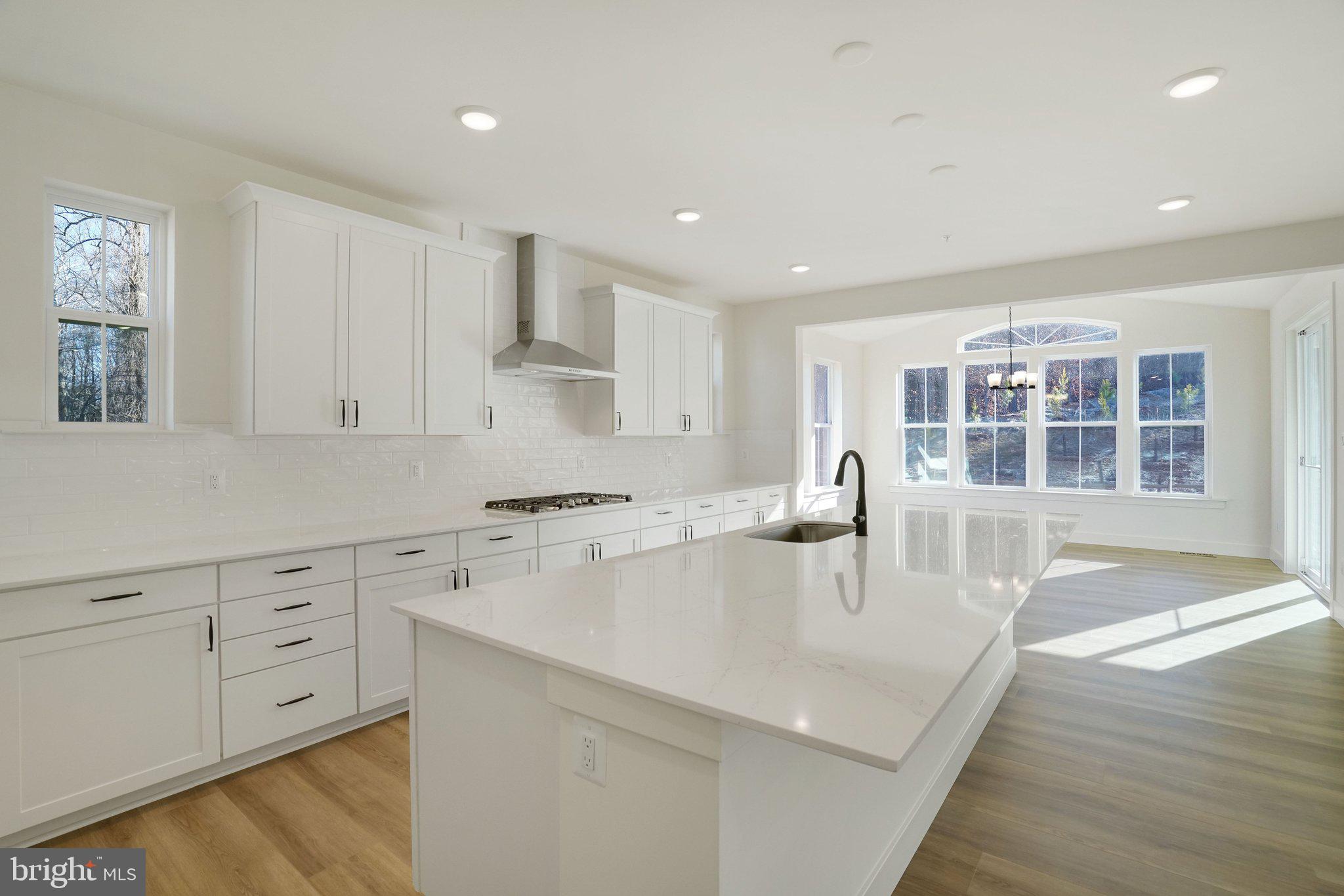 ST JAMES - Residential