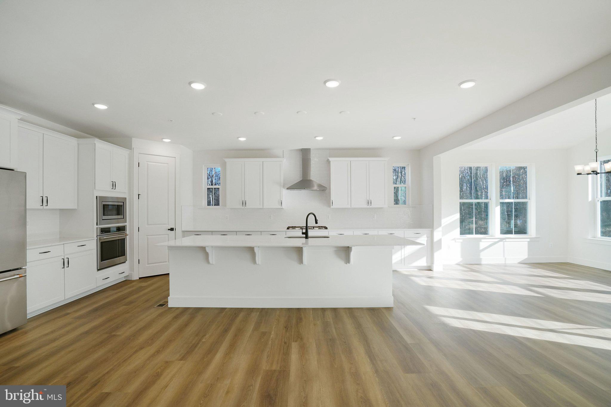 ST JAMES - Residential