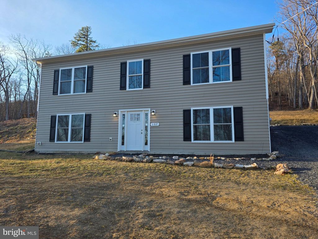 Photo of 107 Arbutis Trail, STAR TANNERY, VA 22654 (MLS # VAFV2038704)