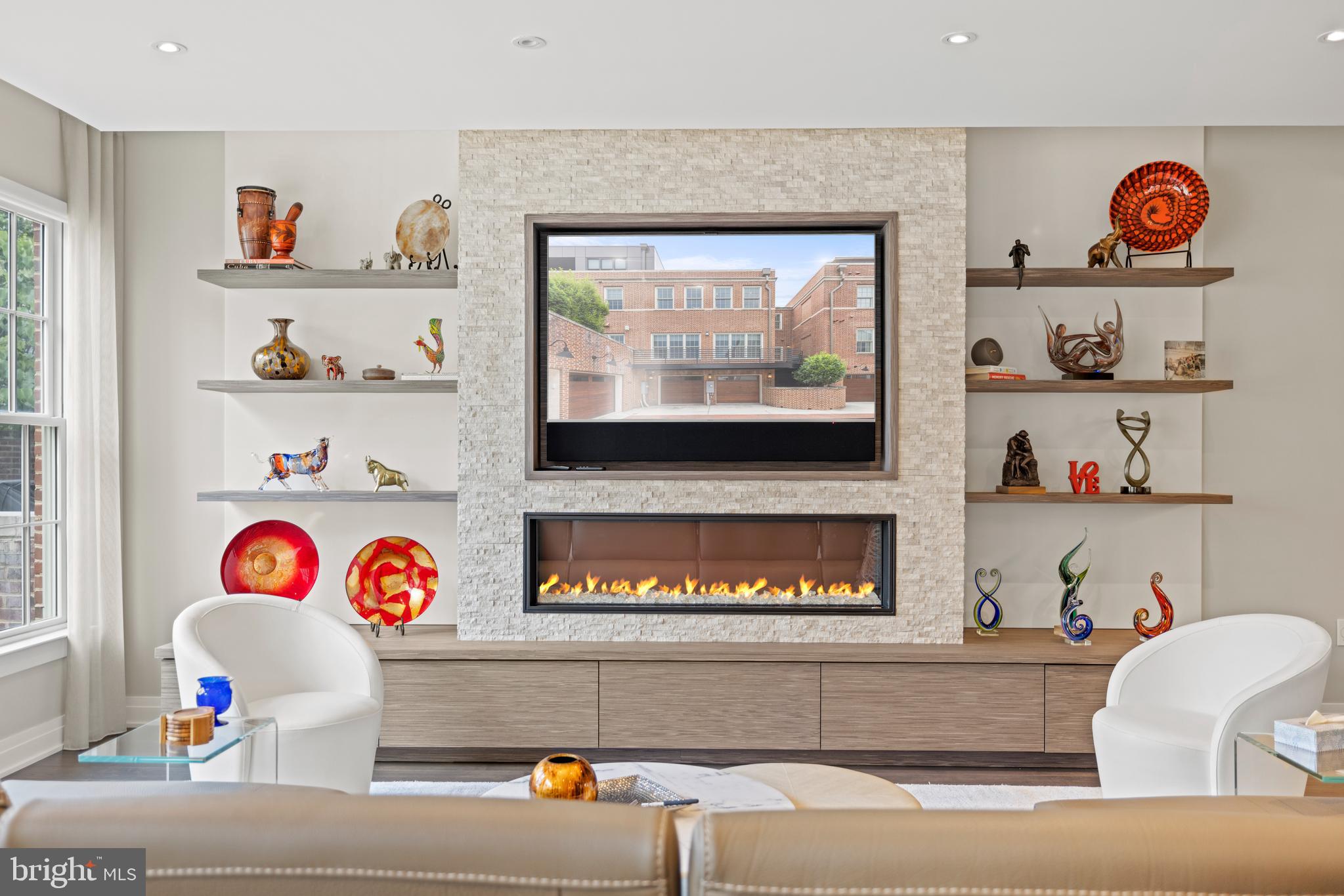 BRIGHTLEAF AND COOPER - Residential