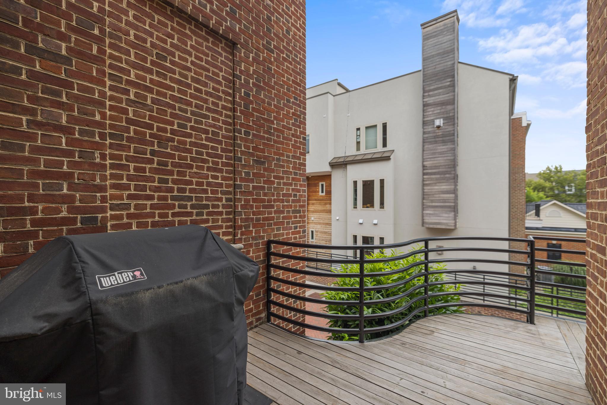 BRIGHTLEAF AND COOPER - Residential