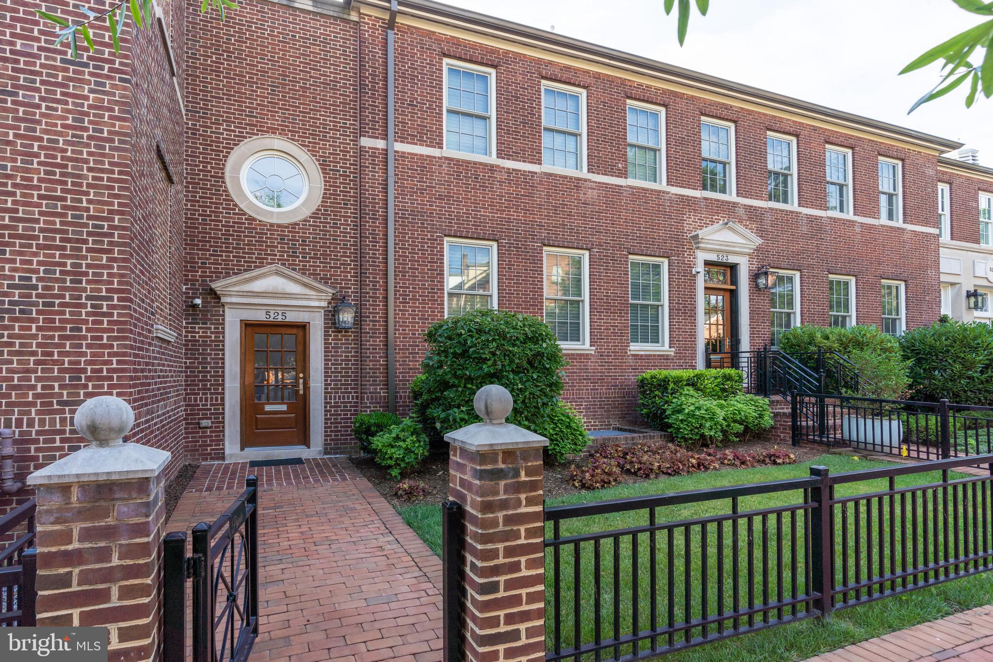 BRIGHTLEAF AND COOPER - Residential