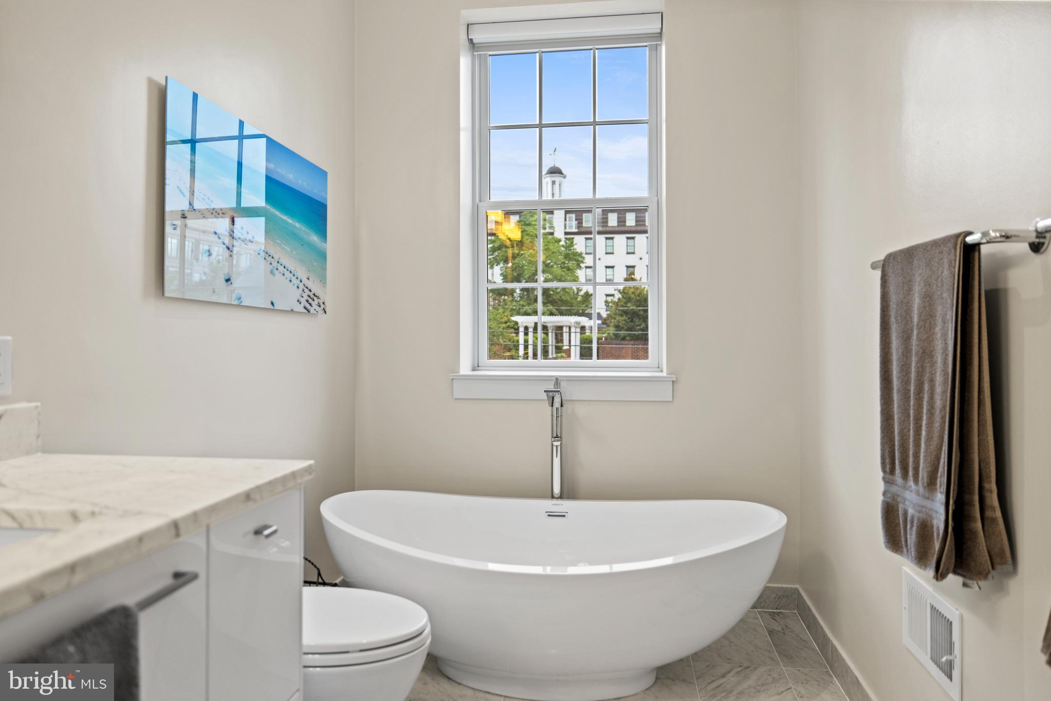 BRIGHTLEAF AND COOPER - Residential