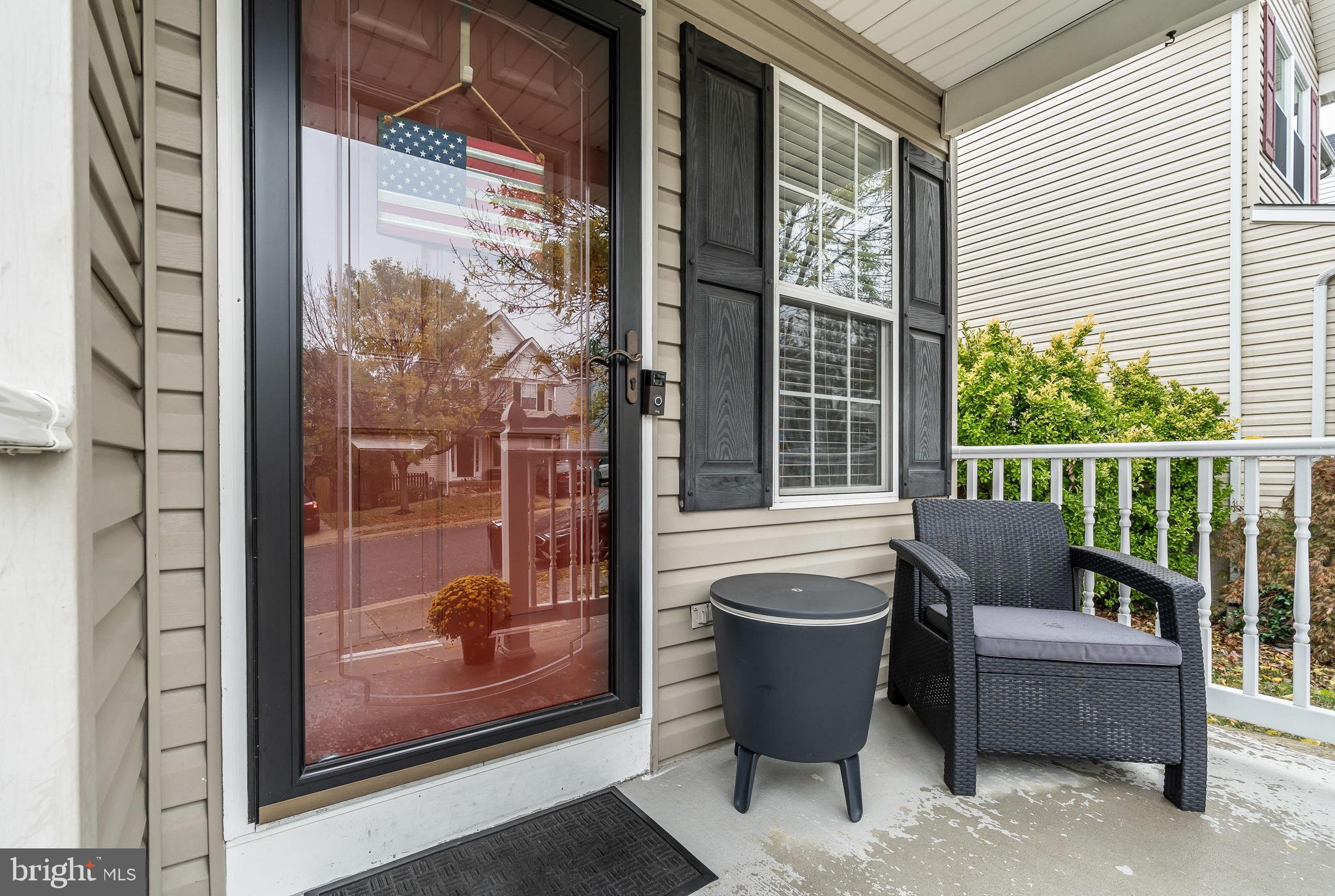 CALVERTON COURT - Residential