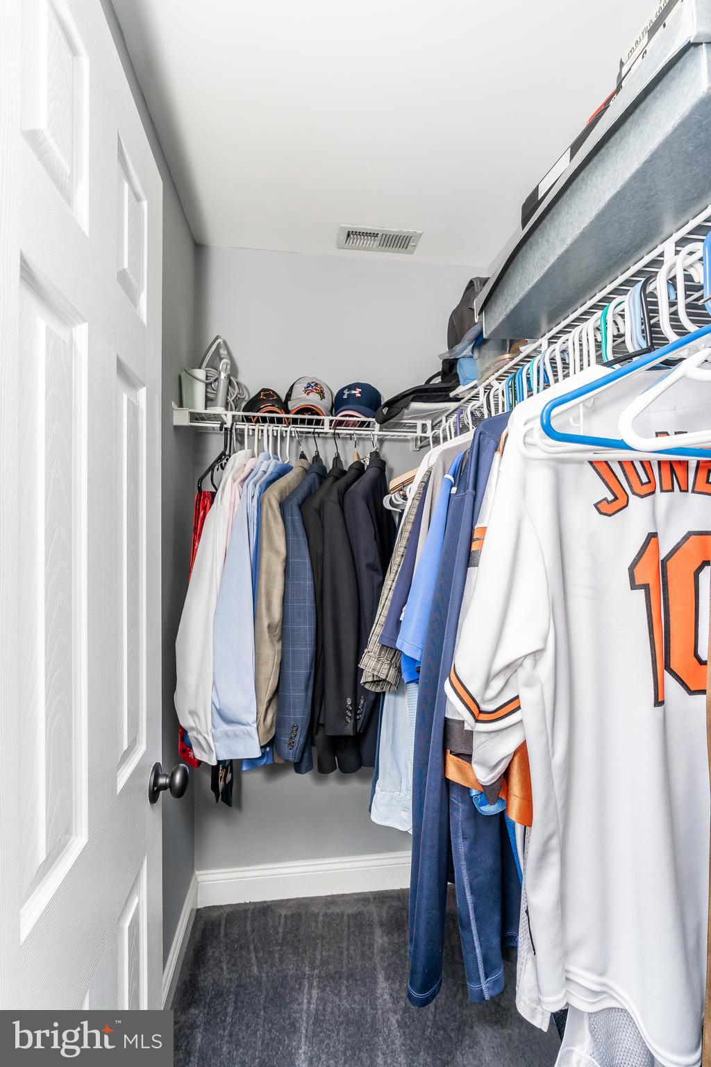 CALVERTON COURT - Residential