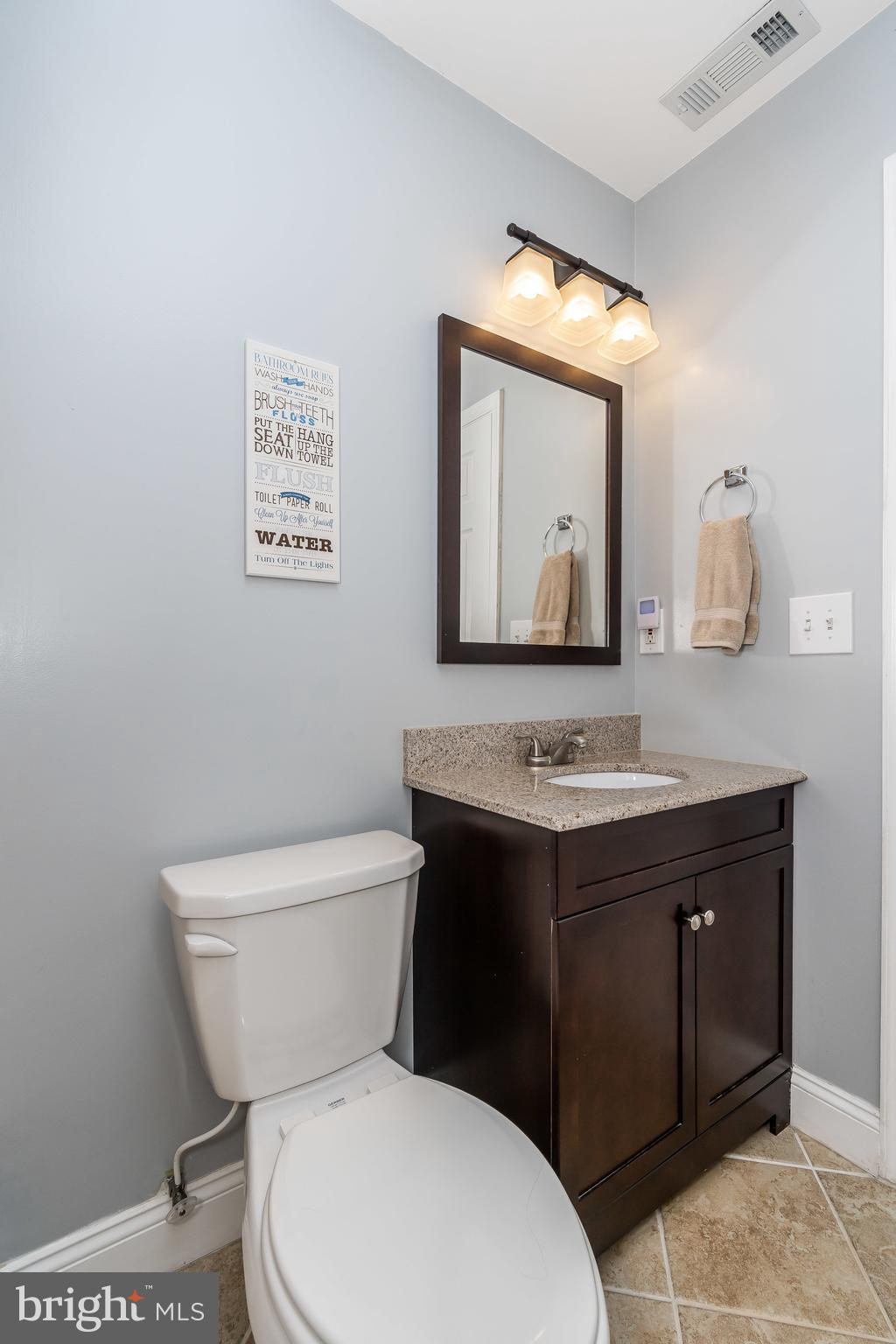 CALVERTON COURT - Residential