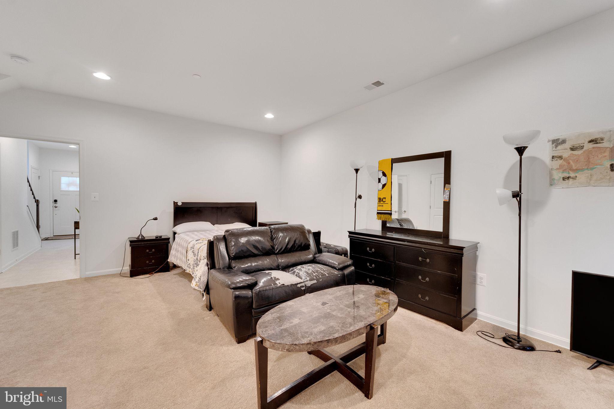 HYDE PARK OVERLOOK - Residential