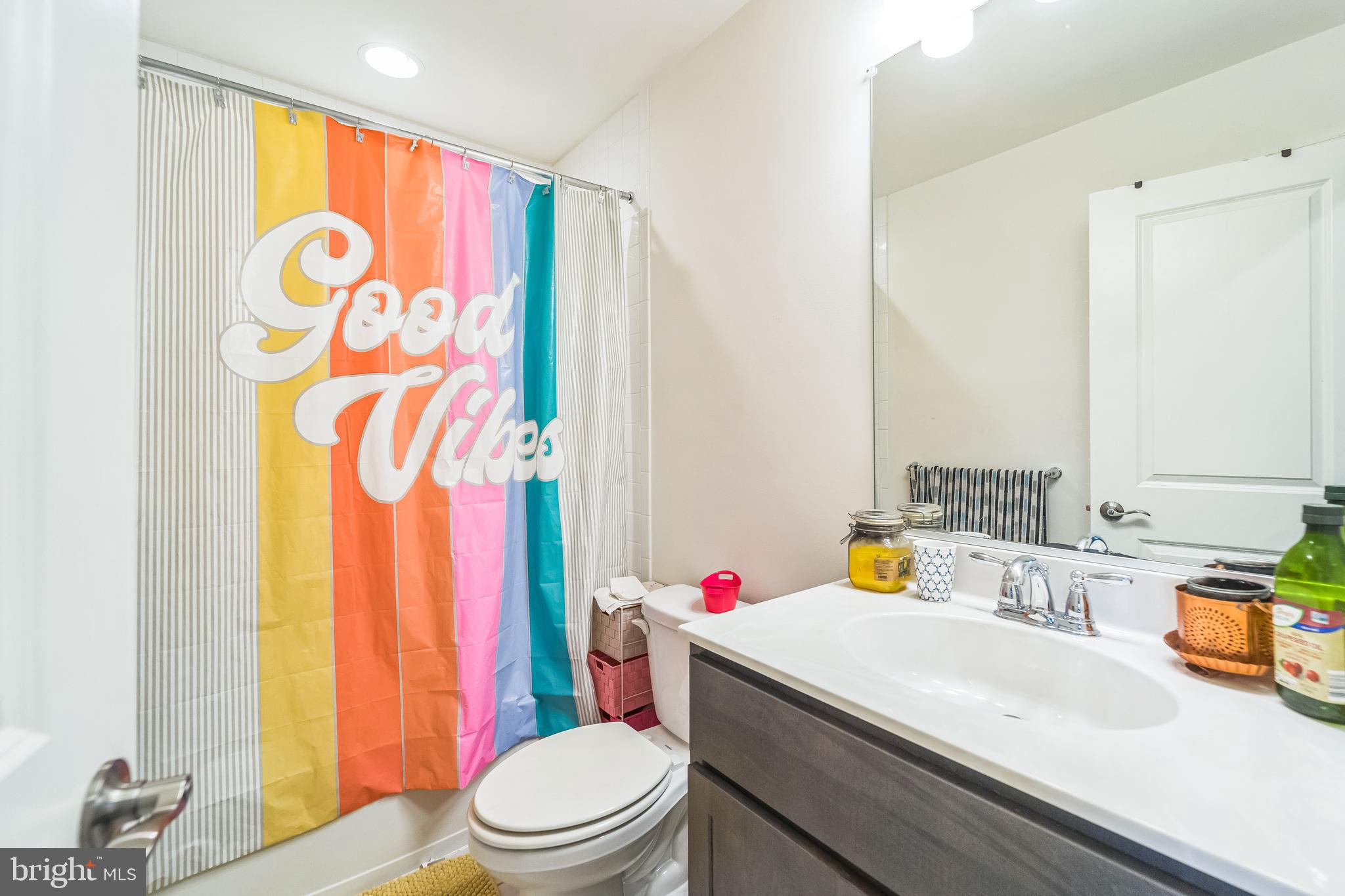 HYDE PARK OVERLOOK - Residential