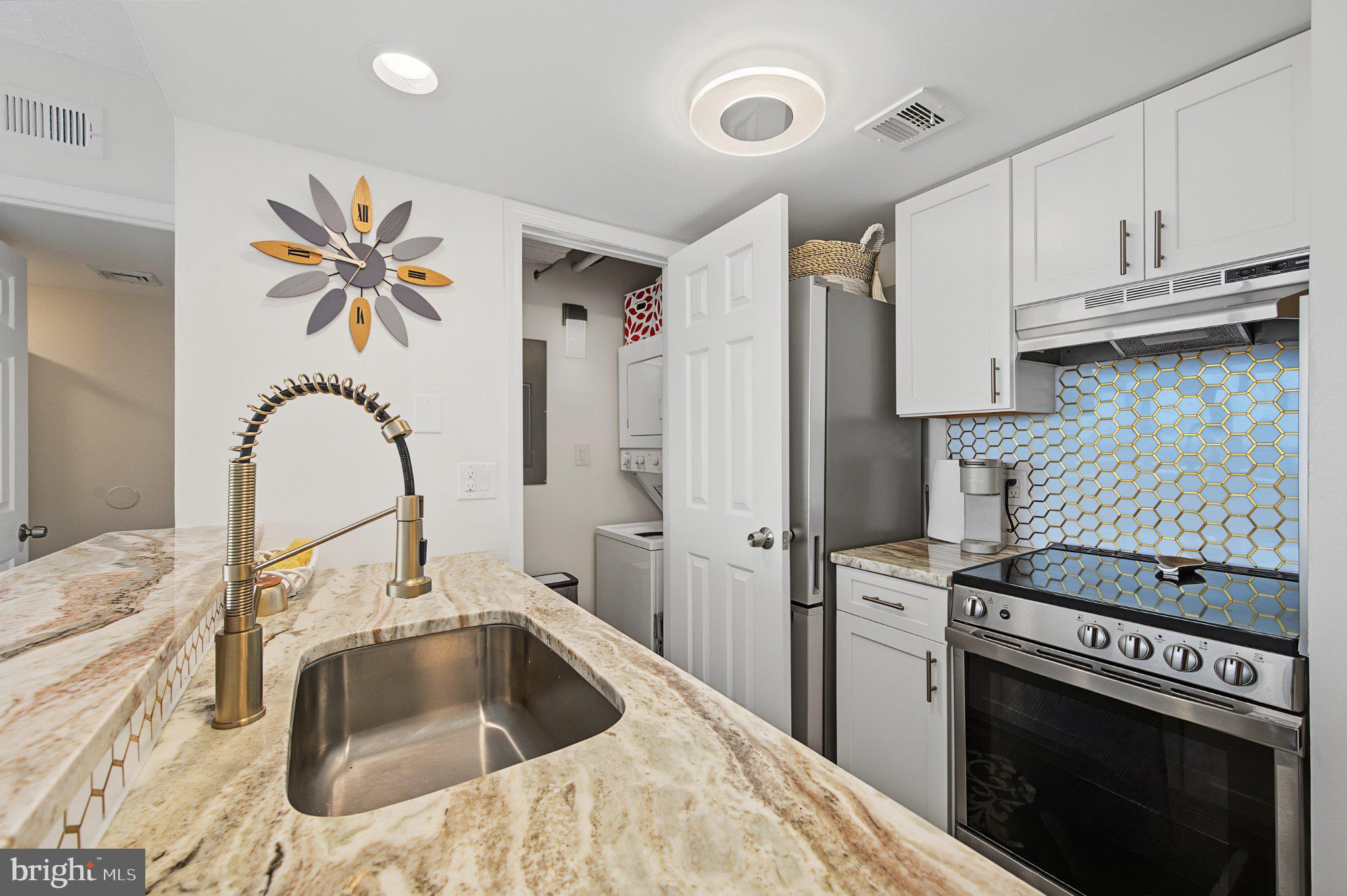 3851 BOARDWALK