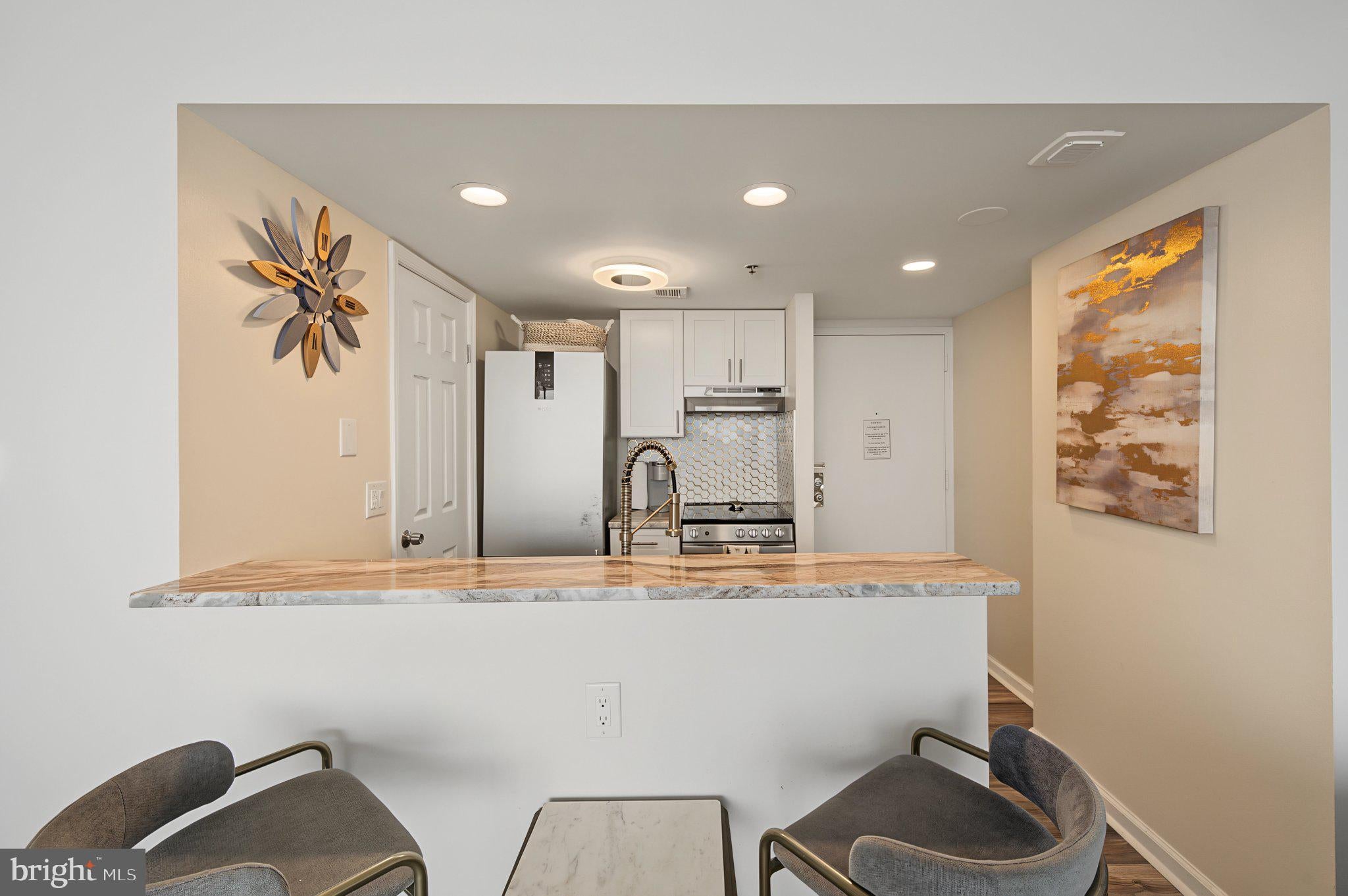 3851 BOARDWALK