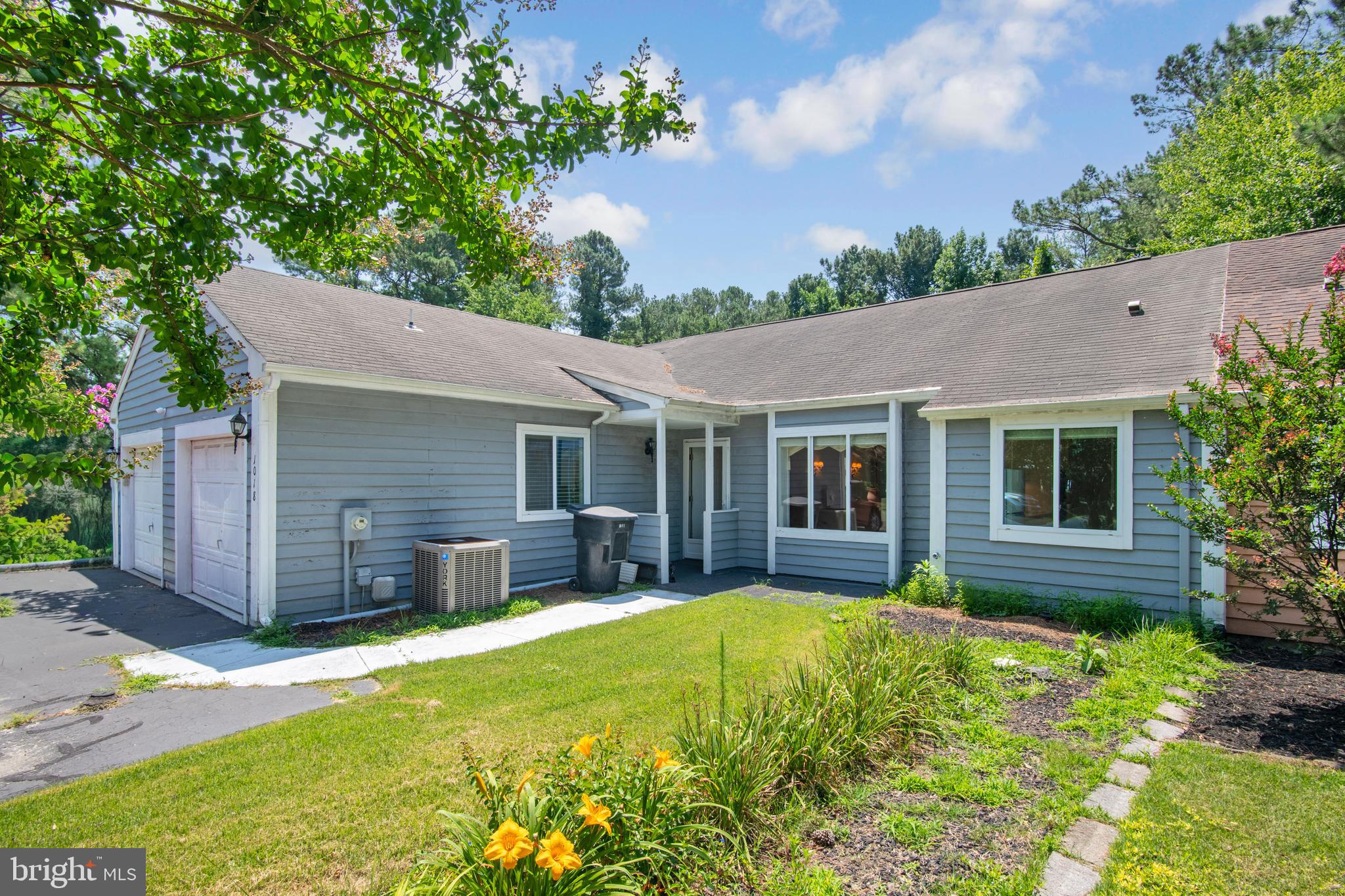 1018 BAYSHORE COURT