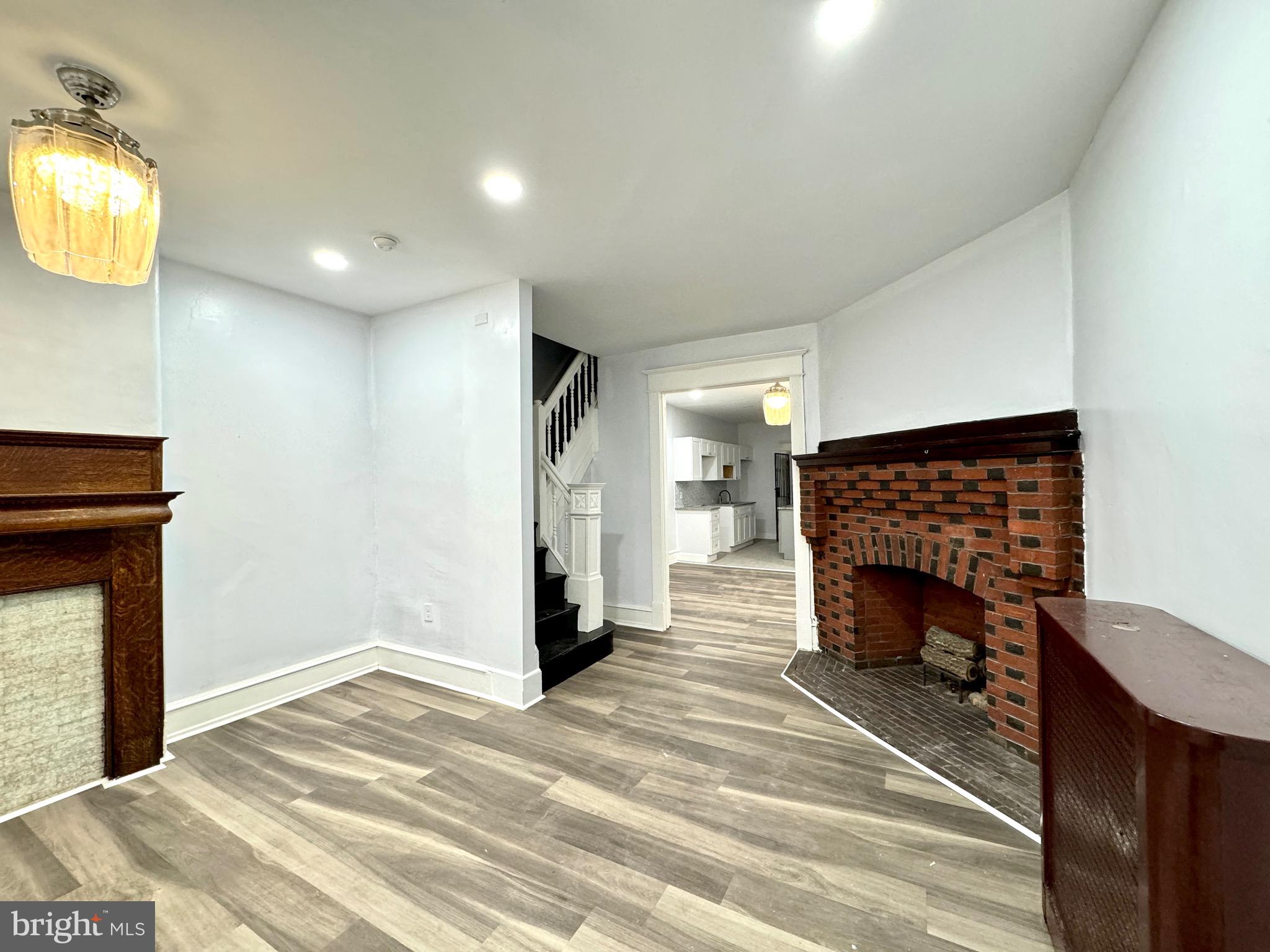 PARKSIDE - Residential