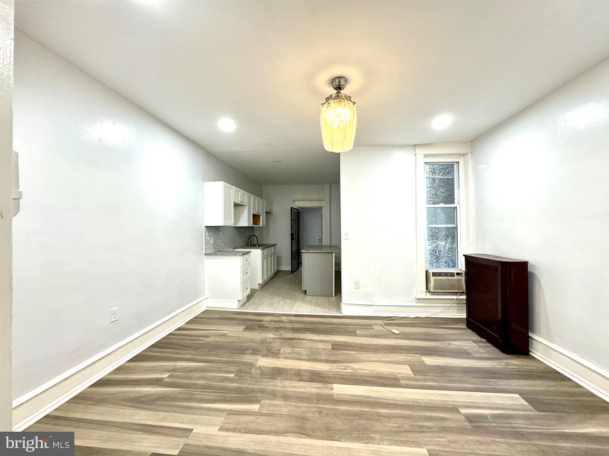 PARKSIDE - Residential