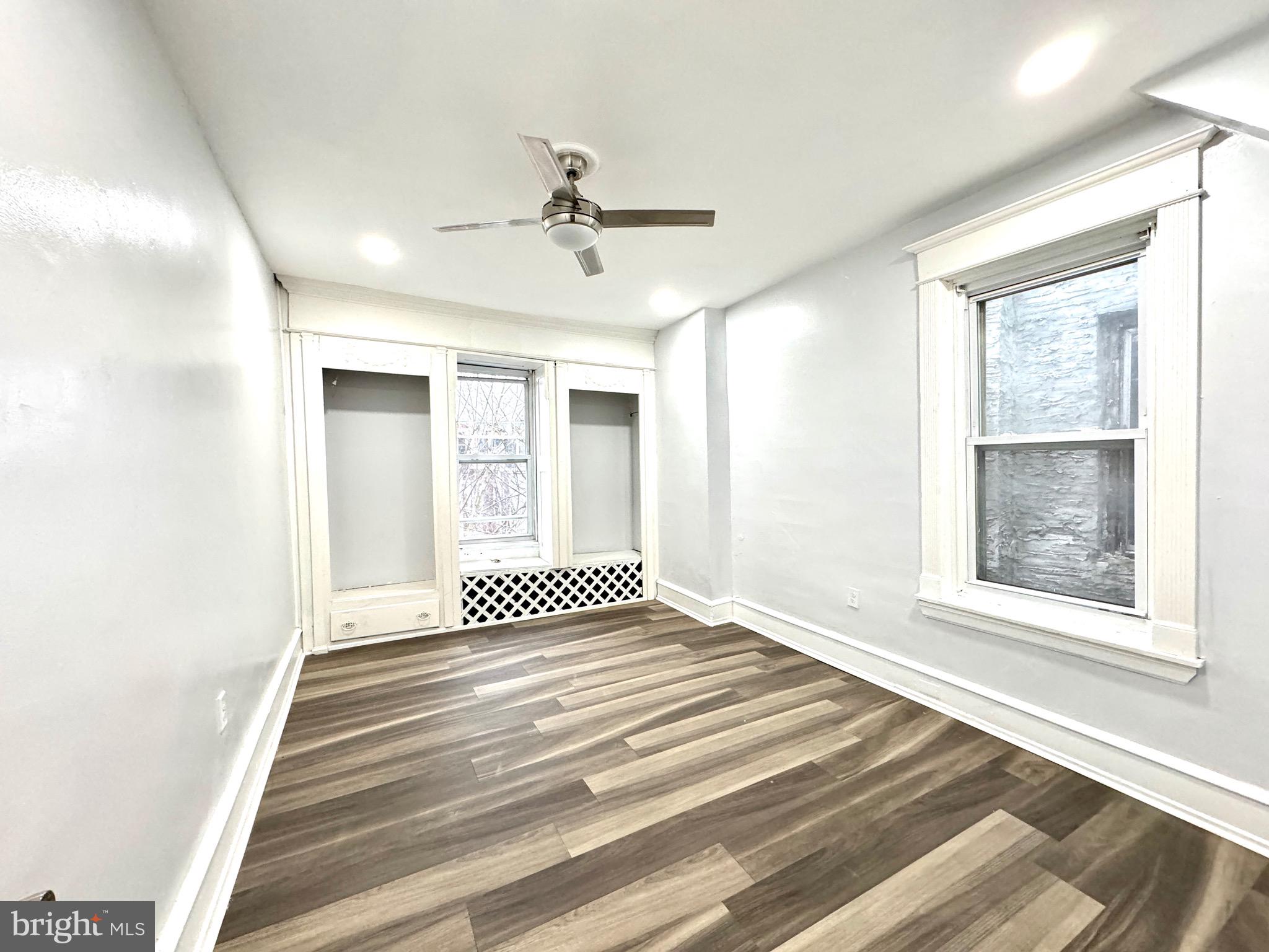 PARKSIDE - Residential