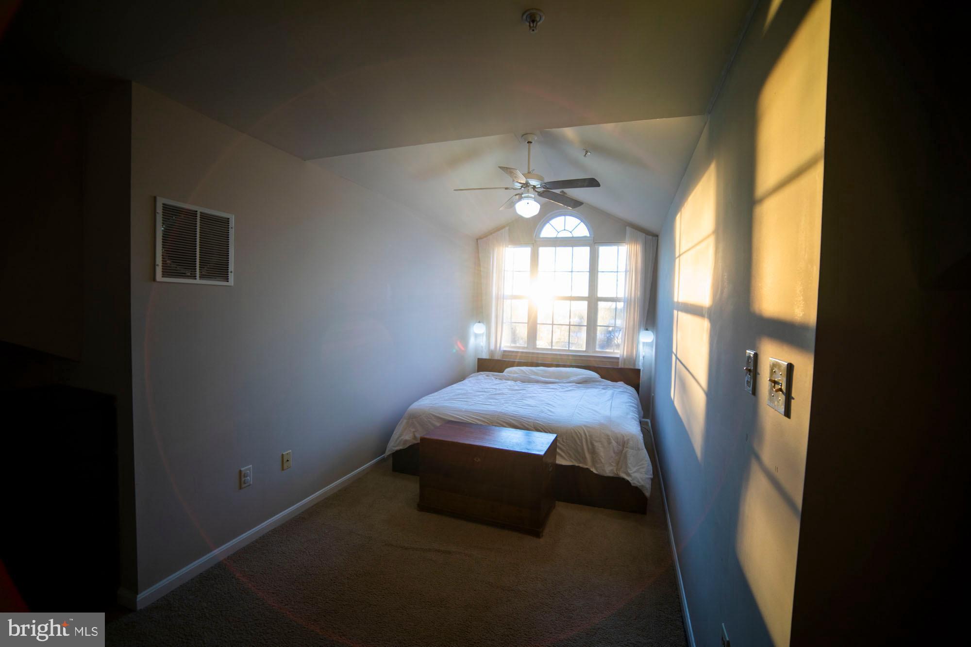 GATEWAY COMMERCE CENTER - Residential