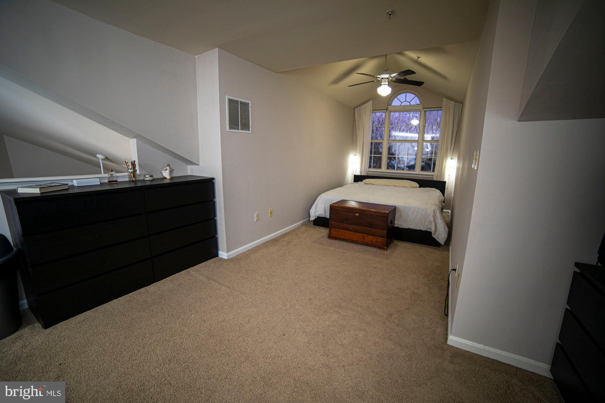 GATEWAY COMMERCE CENTER - Residential