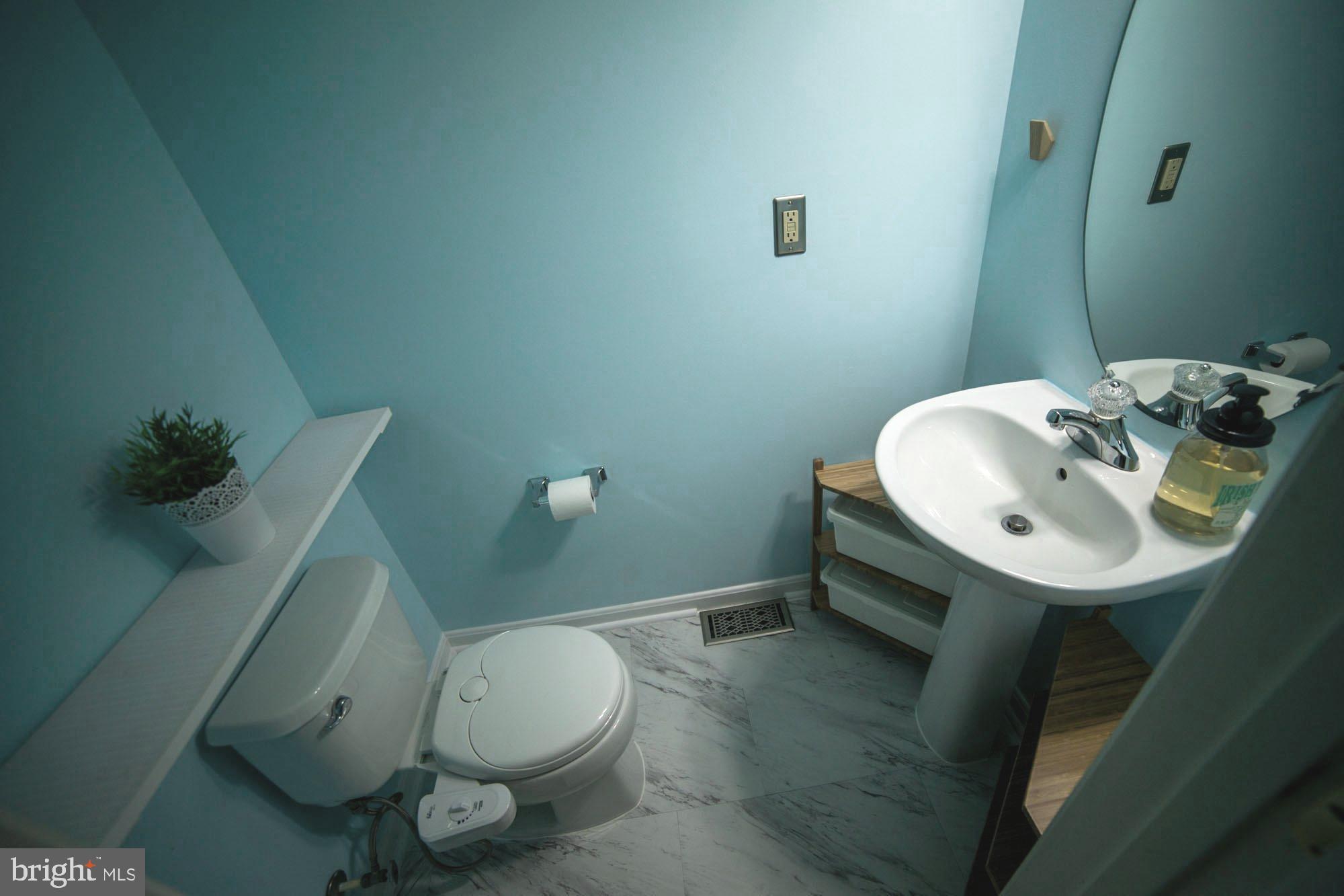 GATEWAY COMMERCE CENTER - Residential