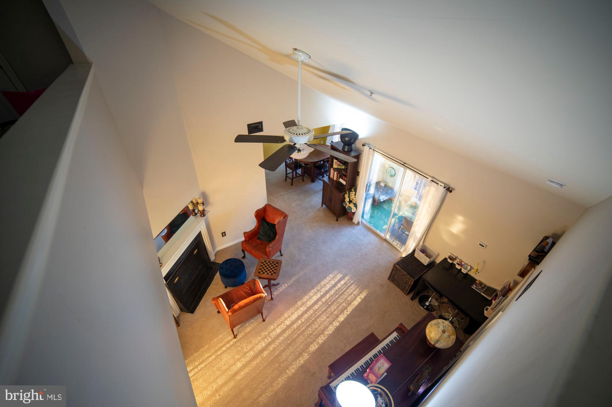 GATEWAY COMMERCE CENTER - Residential