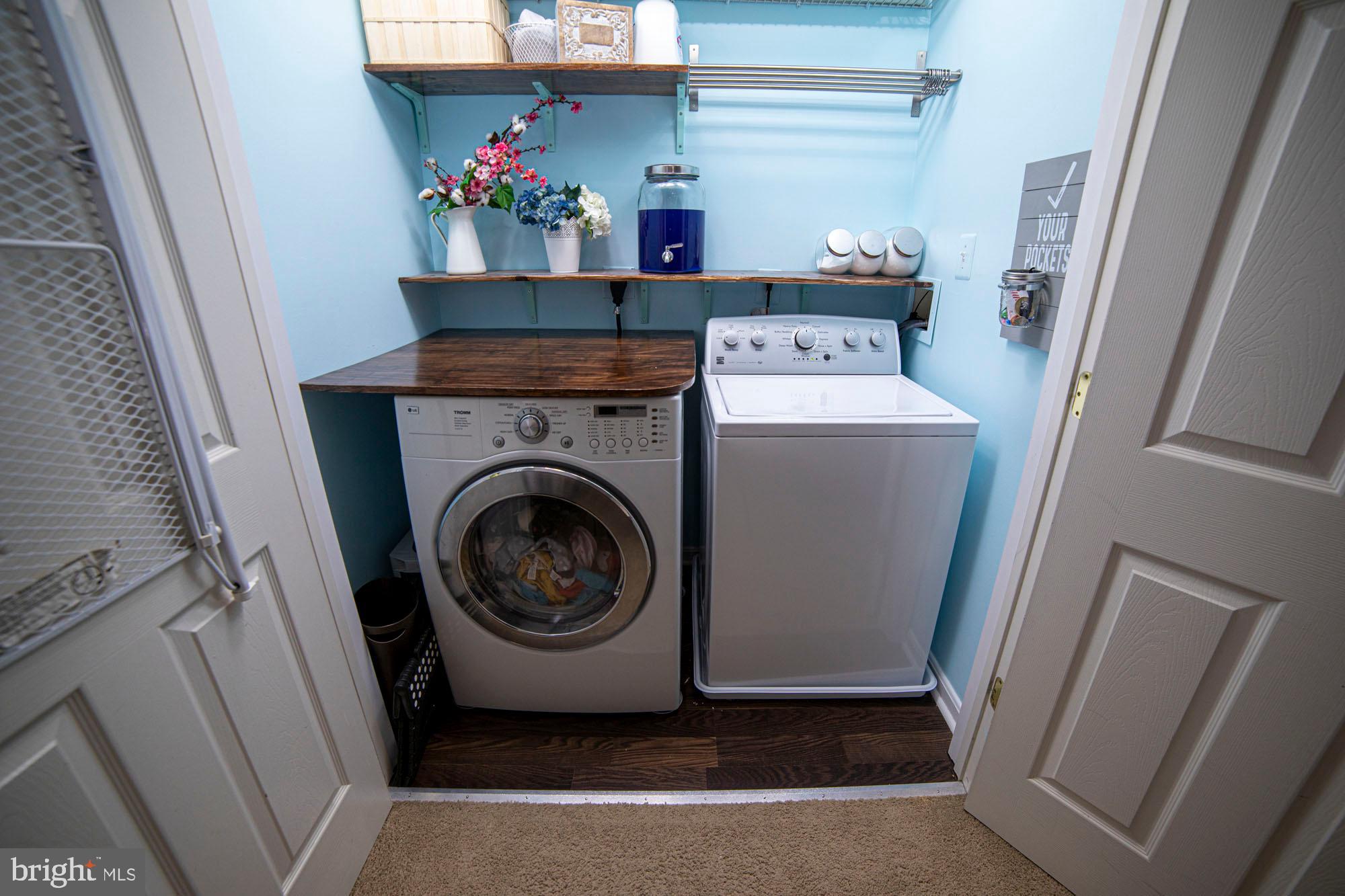 GATEWAY COMMERCE CENTER - Residential