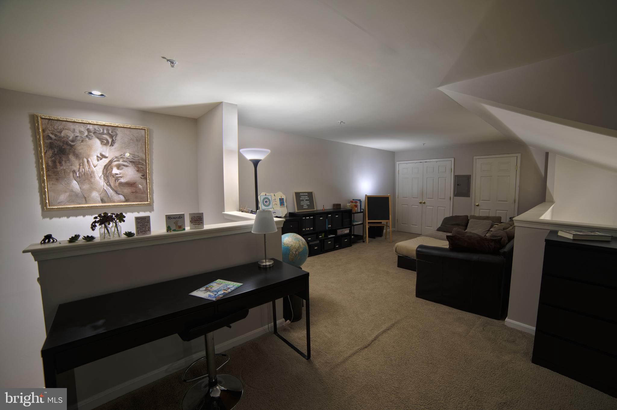 GATEWAY COMMERCE CENTER - Residential