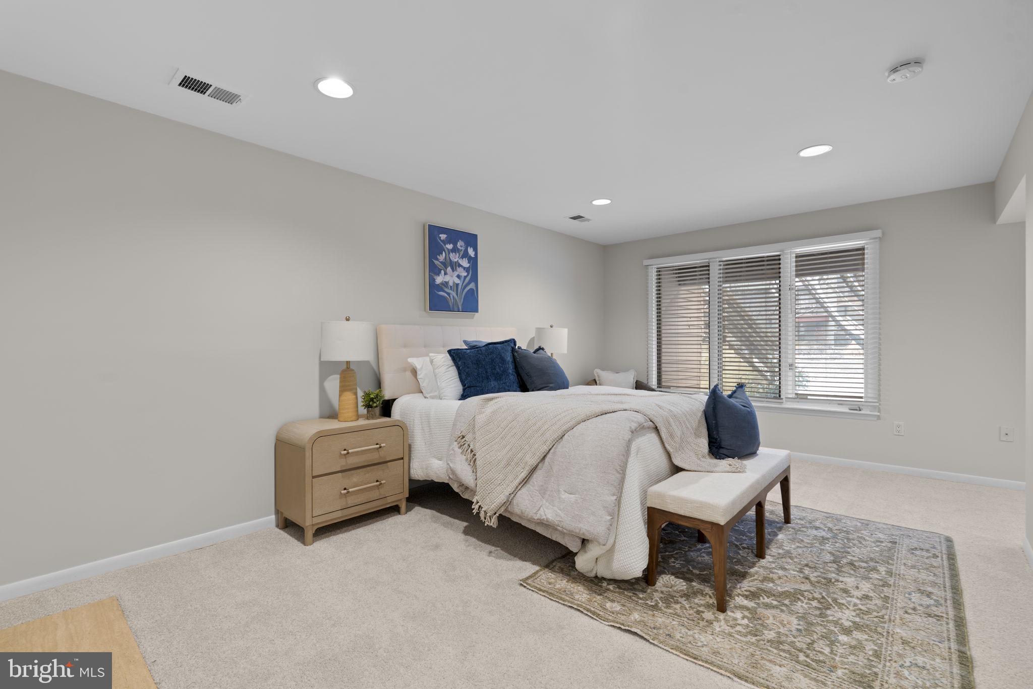 SCARBOROUGH - Residential