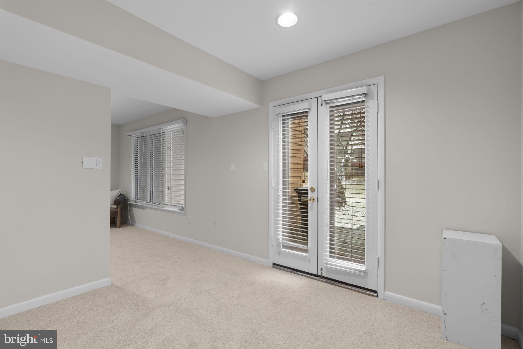 SCARBOROUGH - Residential