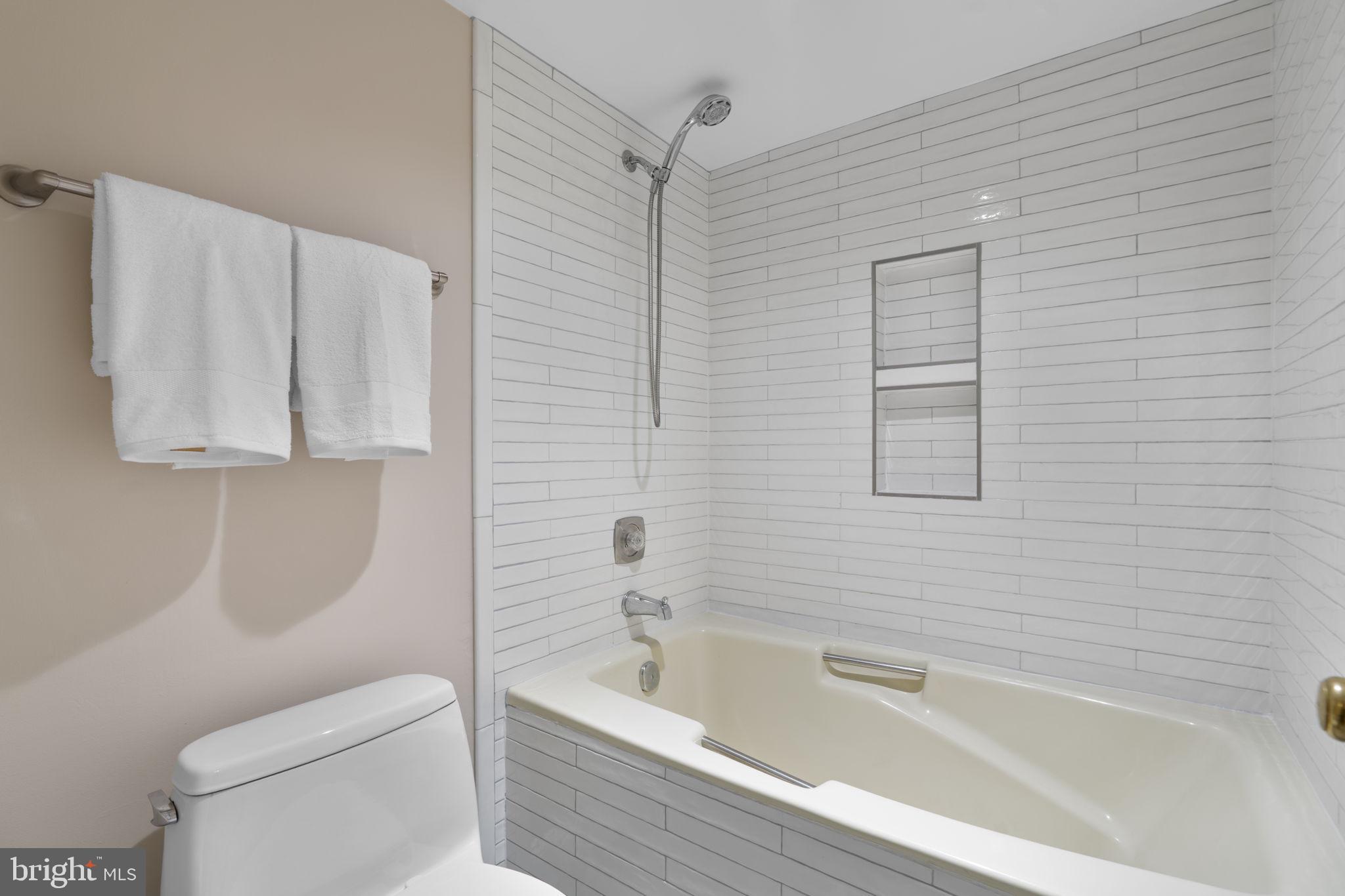 SCARBOROUGH - Residential