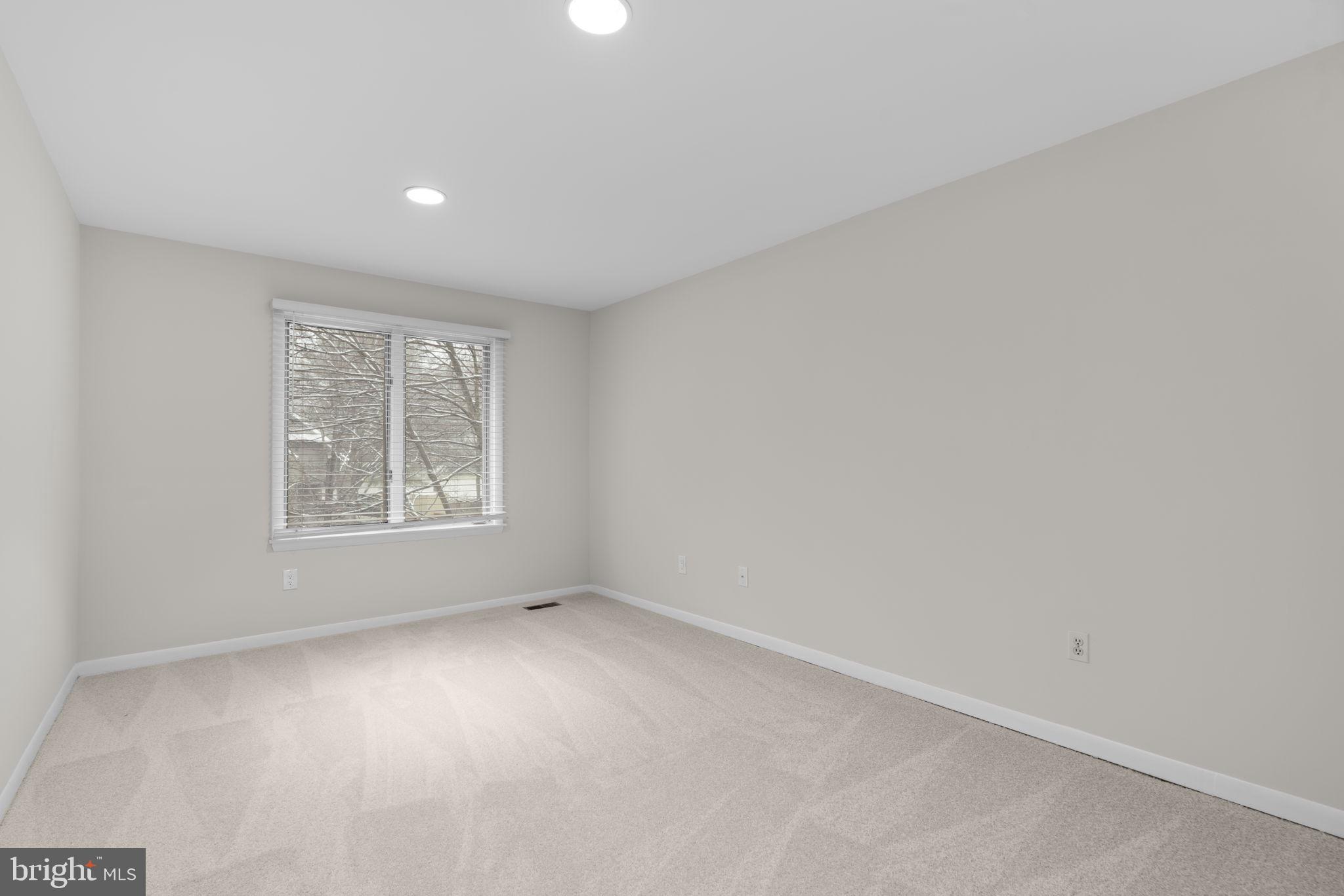 SCARBOROUGH - Residential