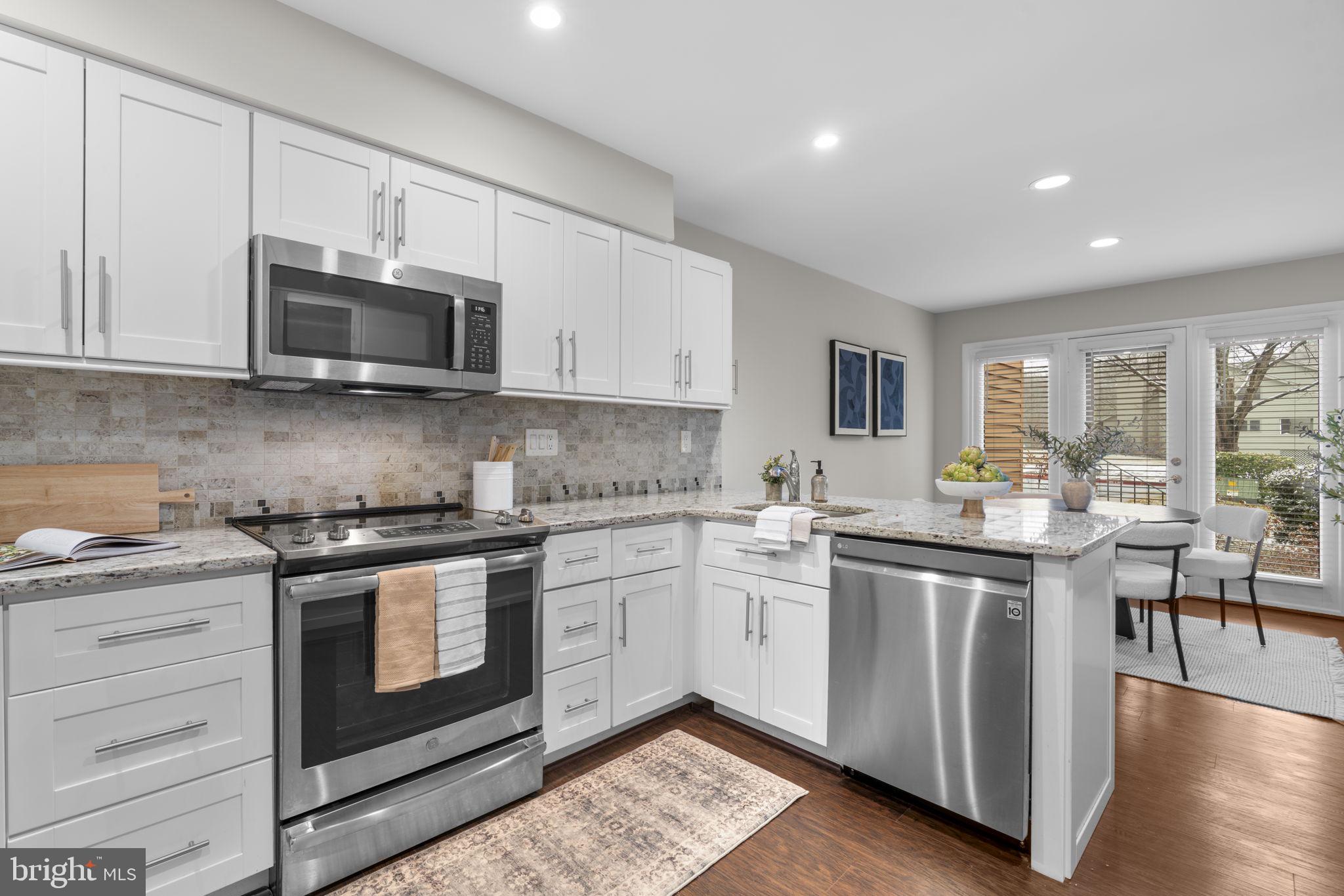 SCARBOROUGH - Residential