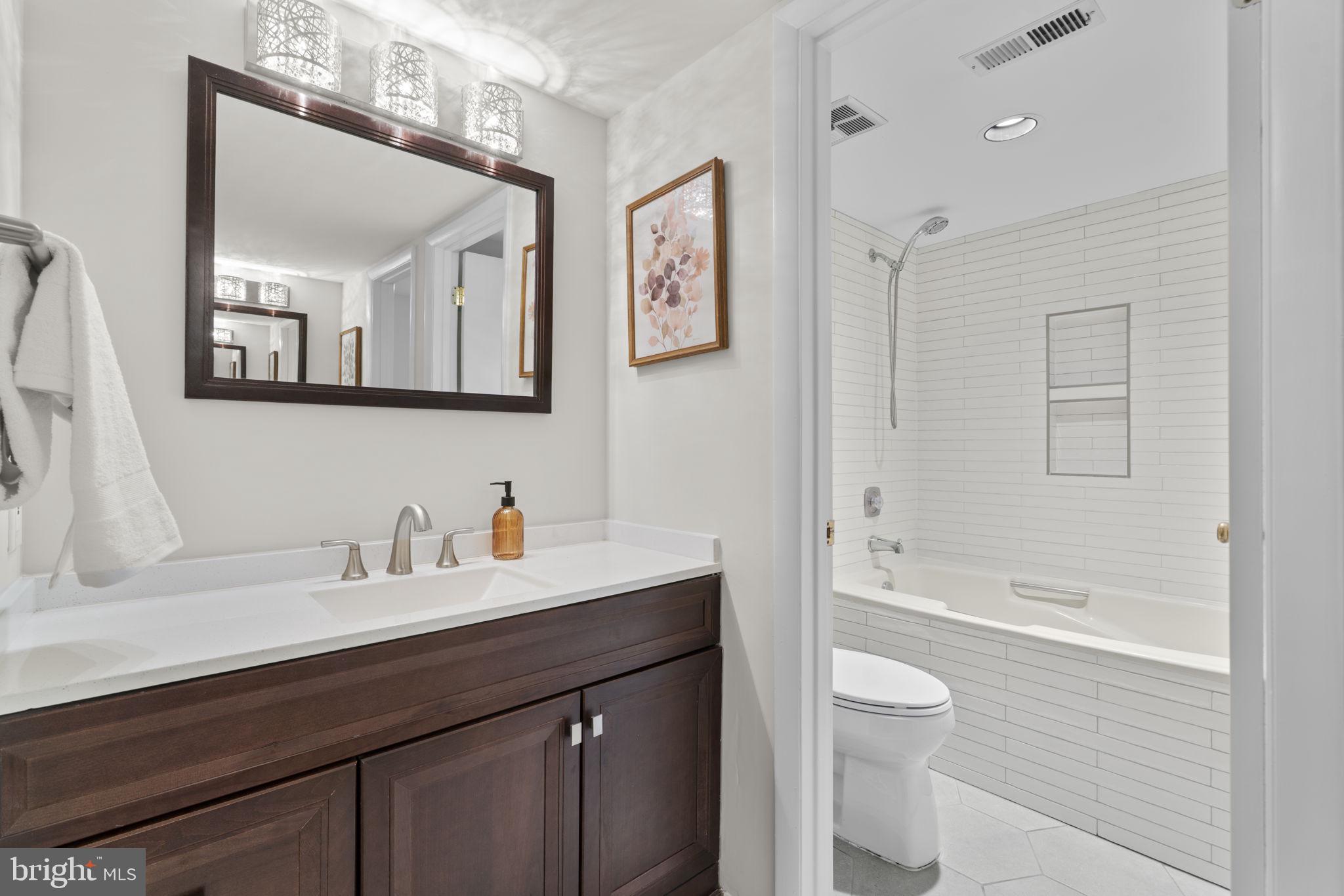 SCARBOROUGH - Residential