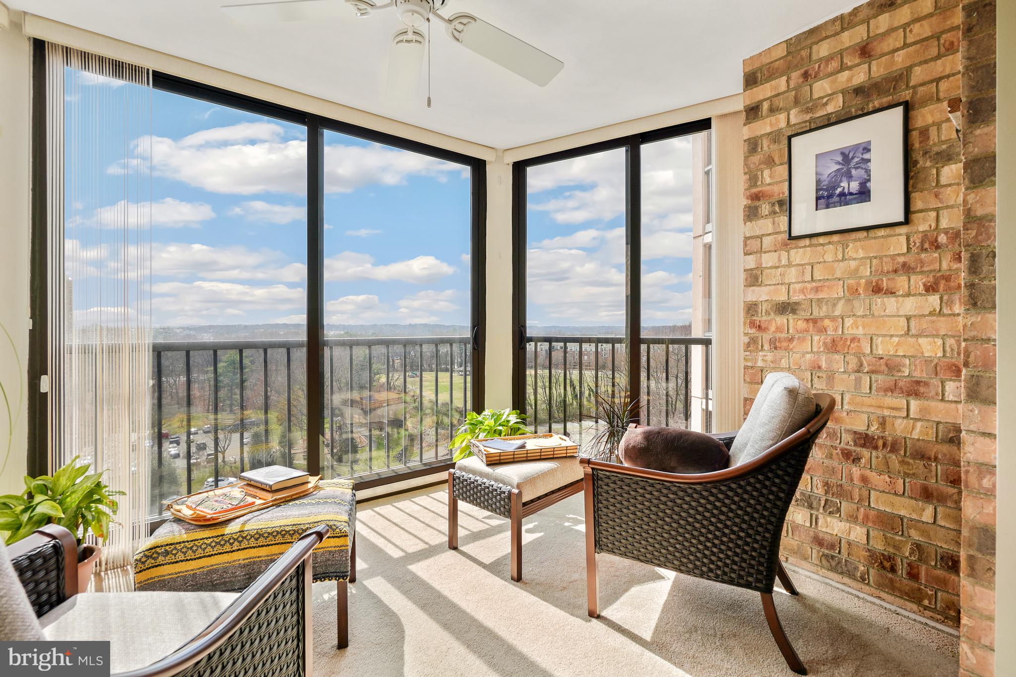 5901 MOUNT EAGLE DRIVE 1105