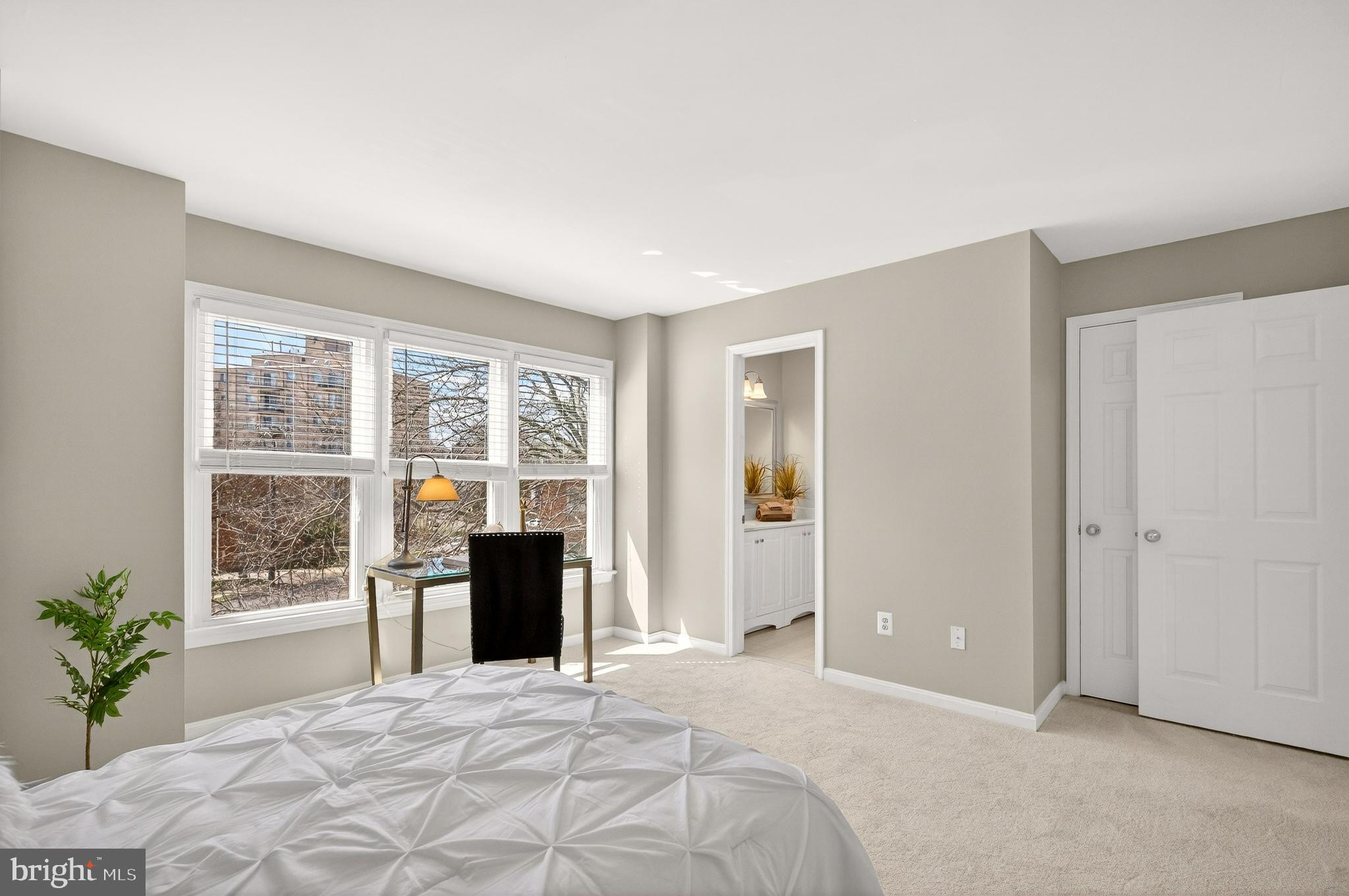 RADNOR COURT - Residential