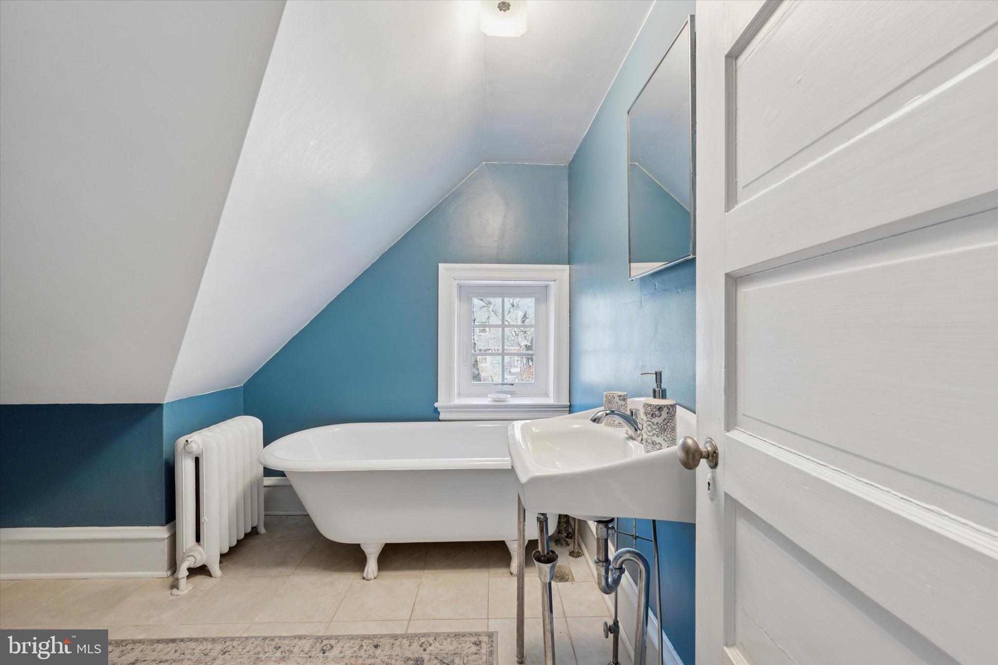 WYNNEWOOD - Residential