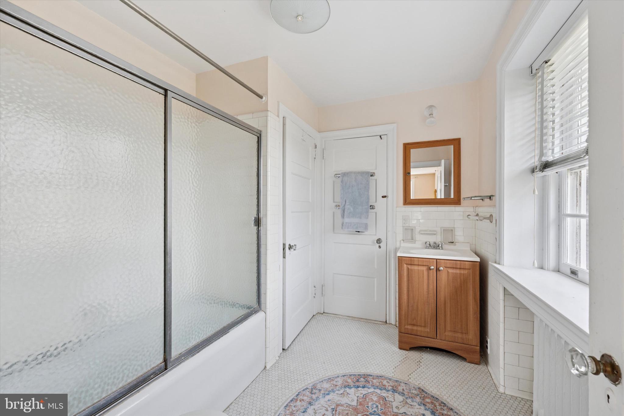 WYNNEWOOD - Residential